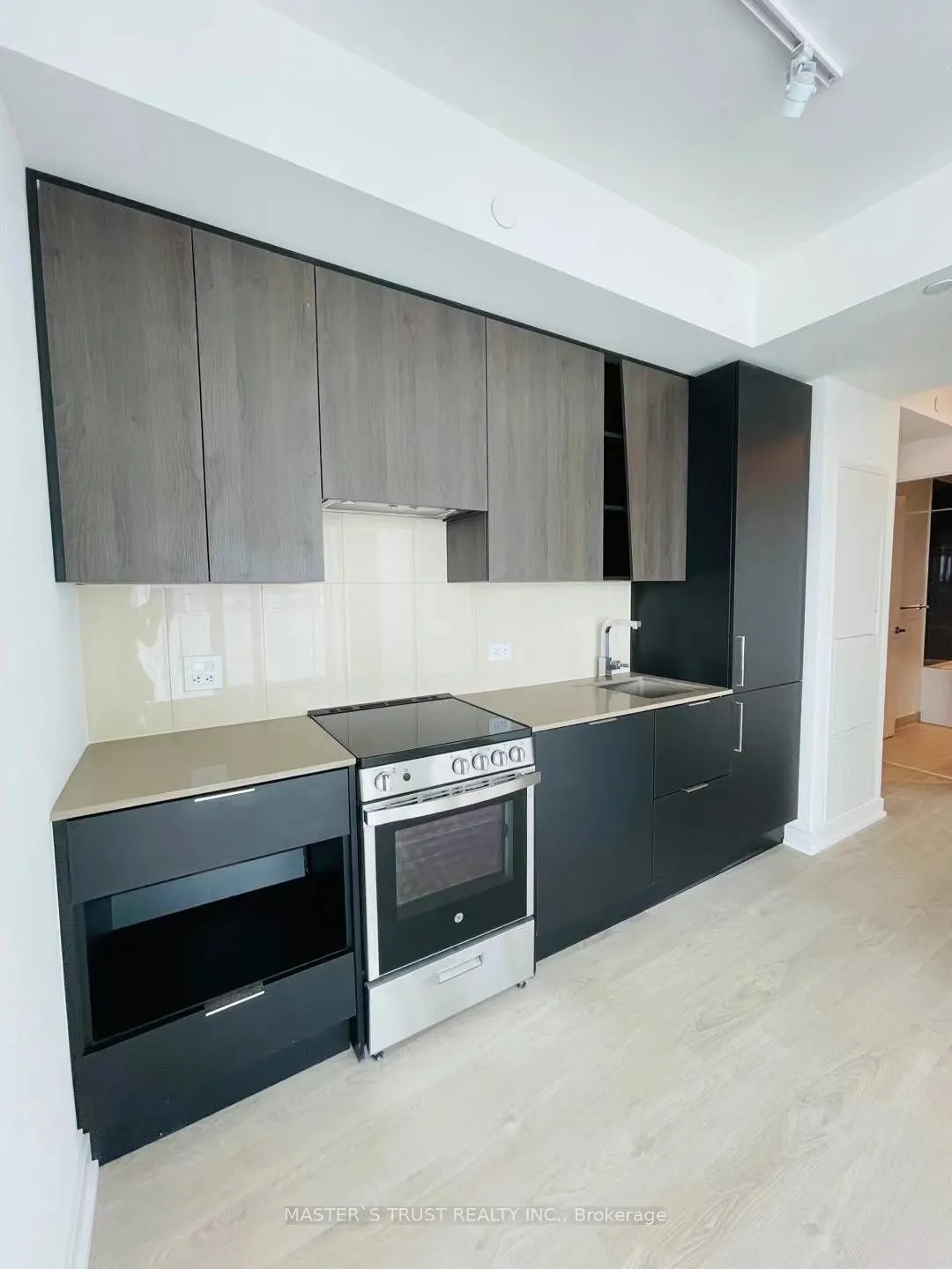 3900 Confederation Parkway, #4310