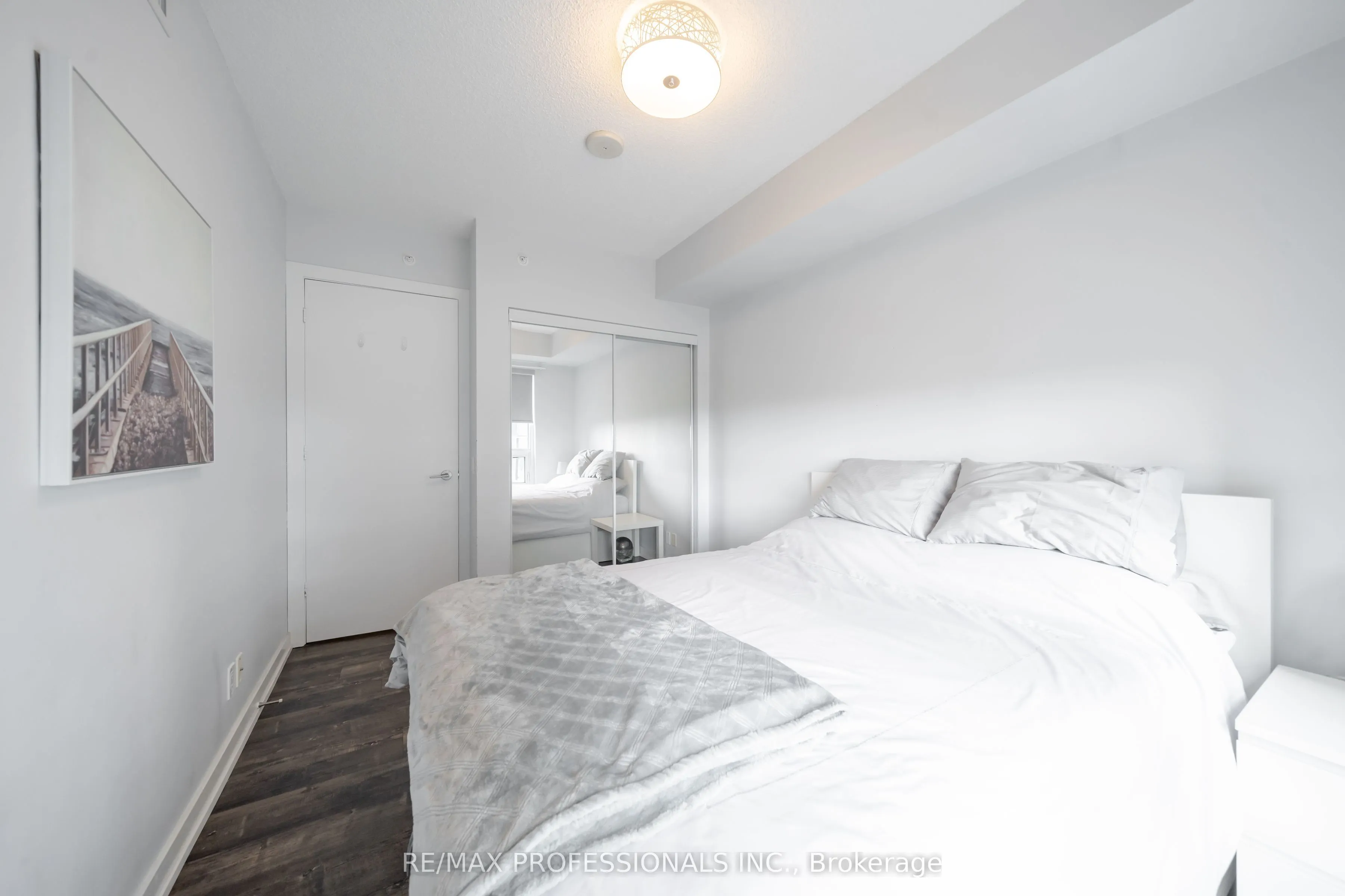 2220 Lake Shore Boulevard W, #909