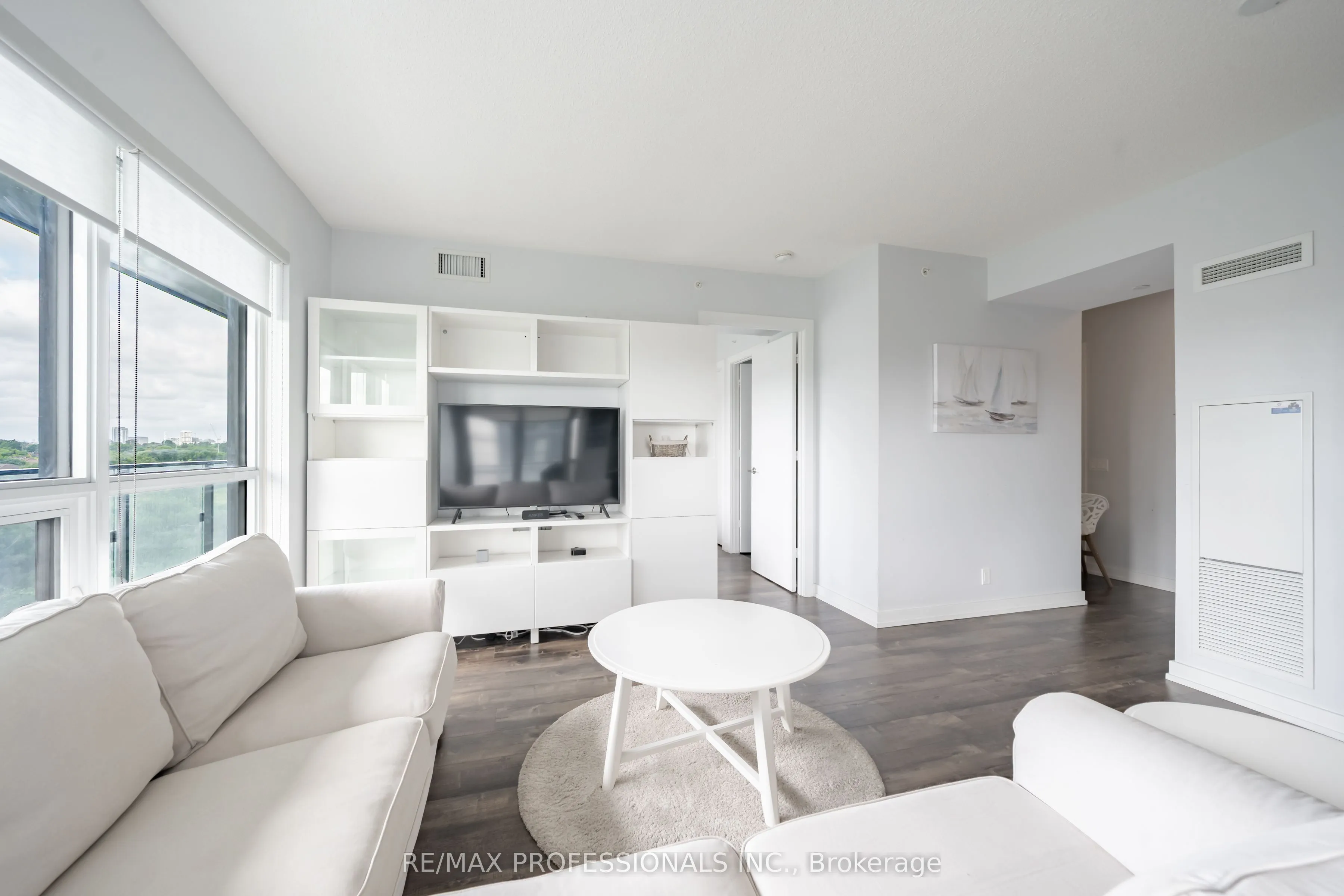 2220 Lake Shore Boulevard W, #909