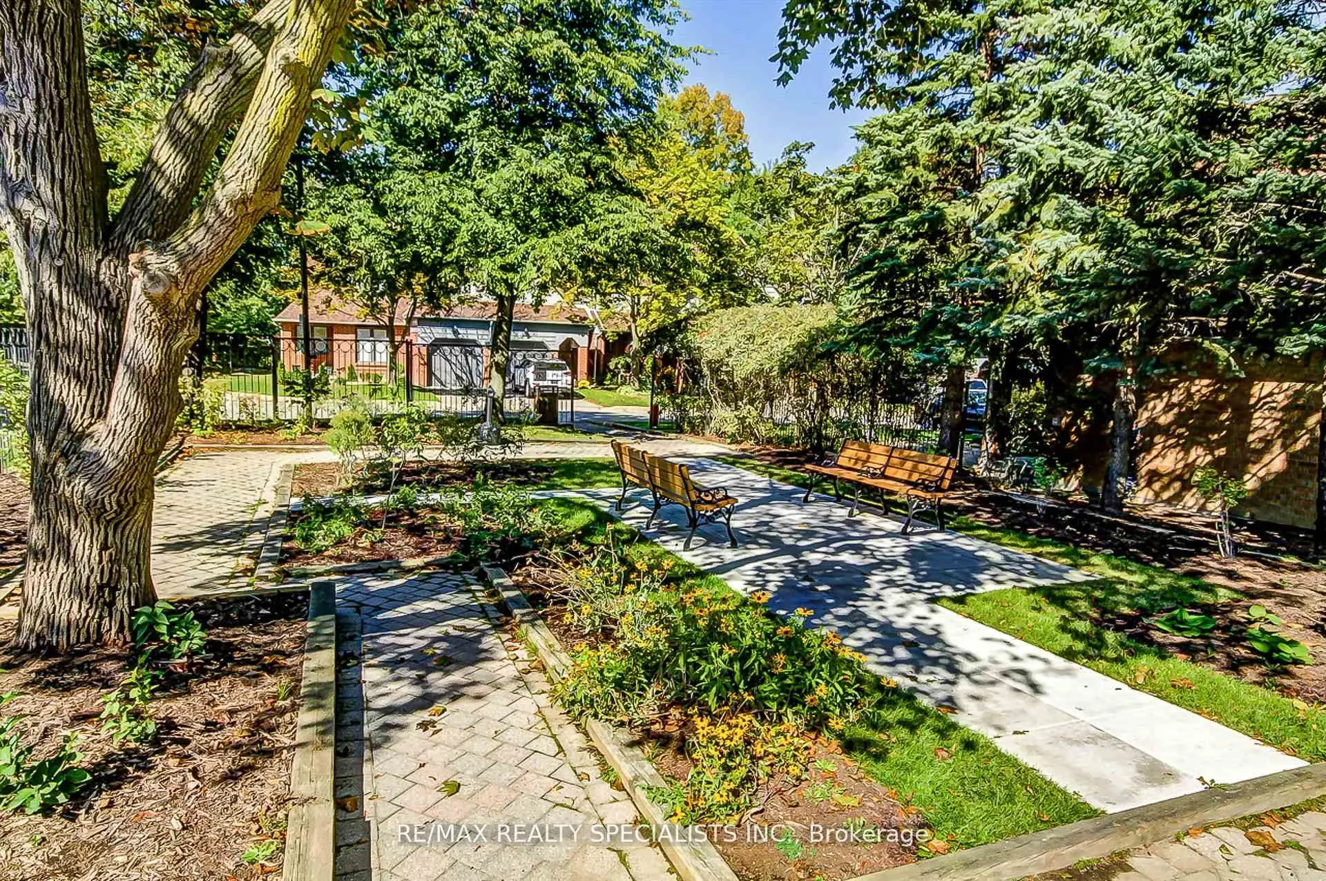 2177 Burnhamthorpe Road W, #1112