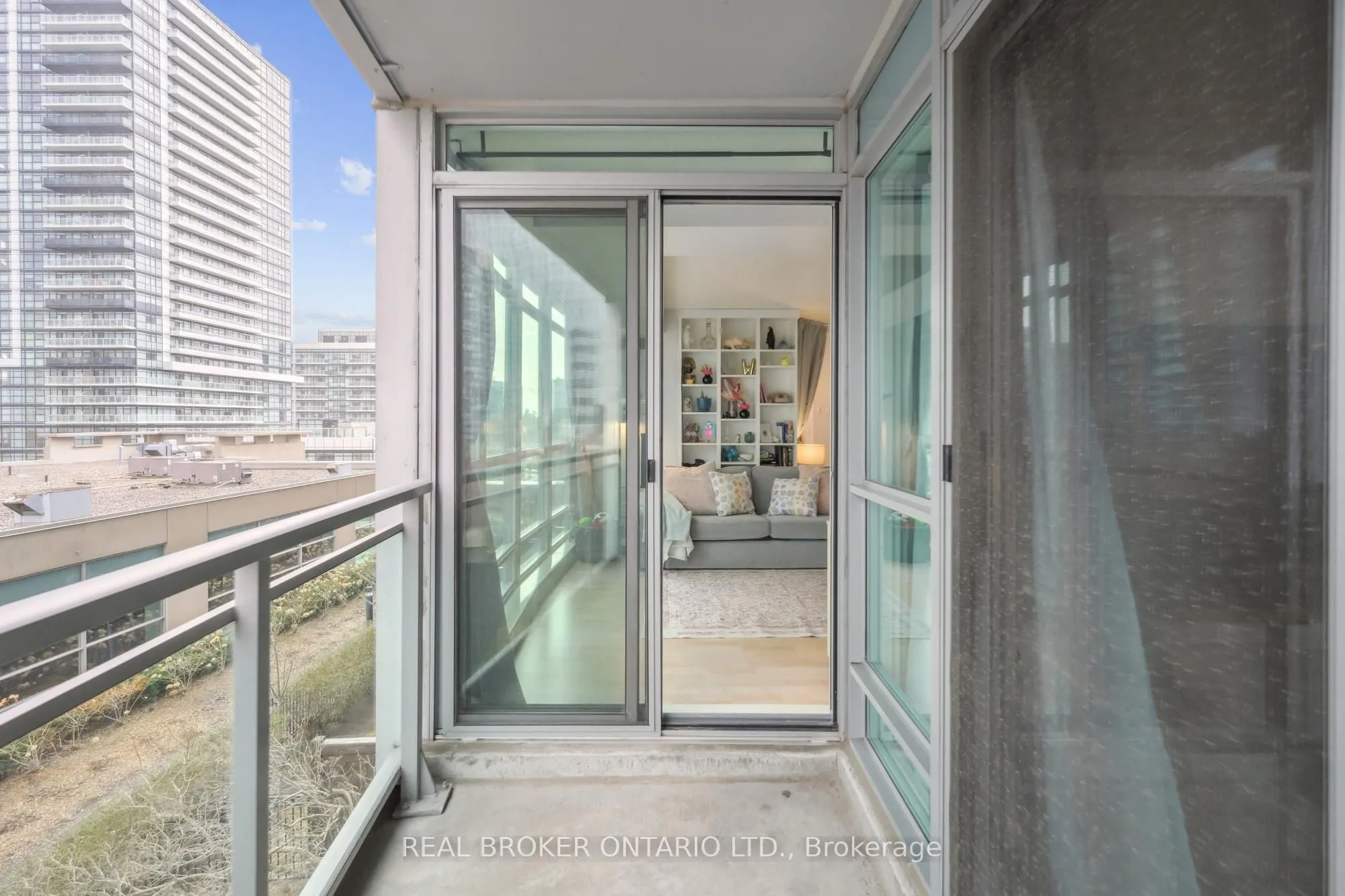 185 Legion Road N, #608