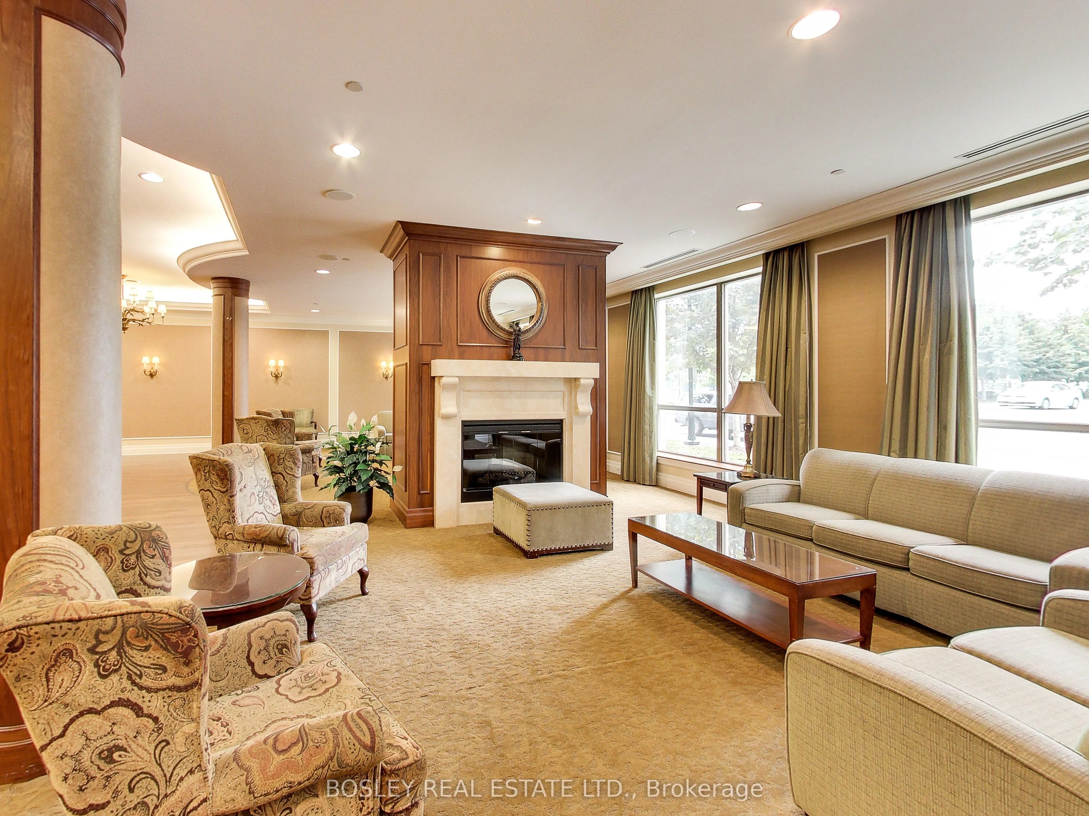 5229 Dundas Street W, #PH08
