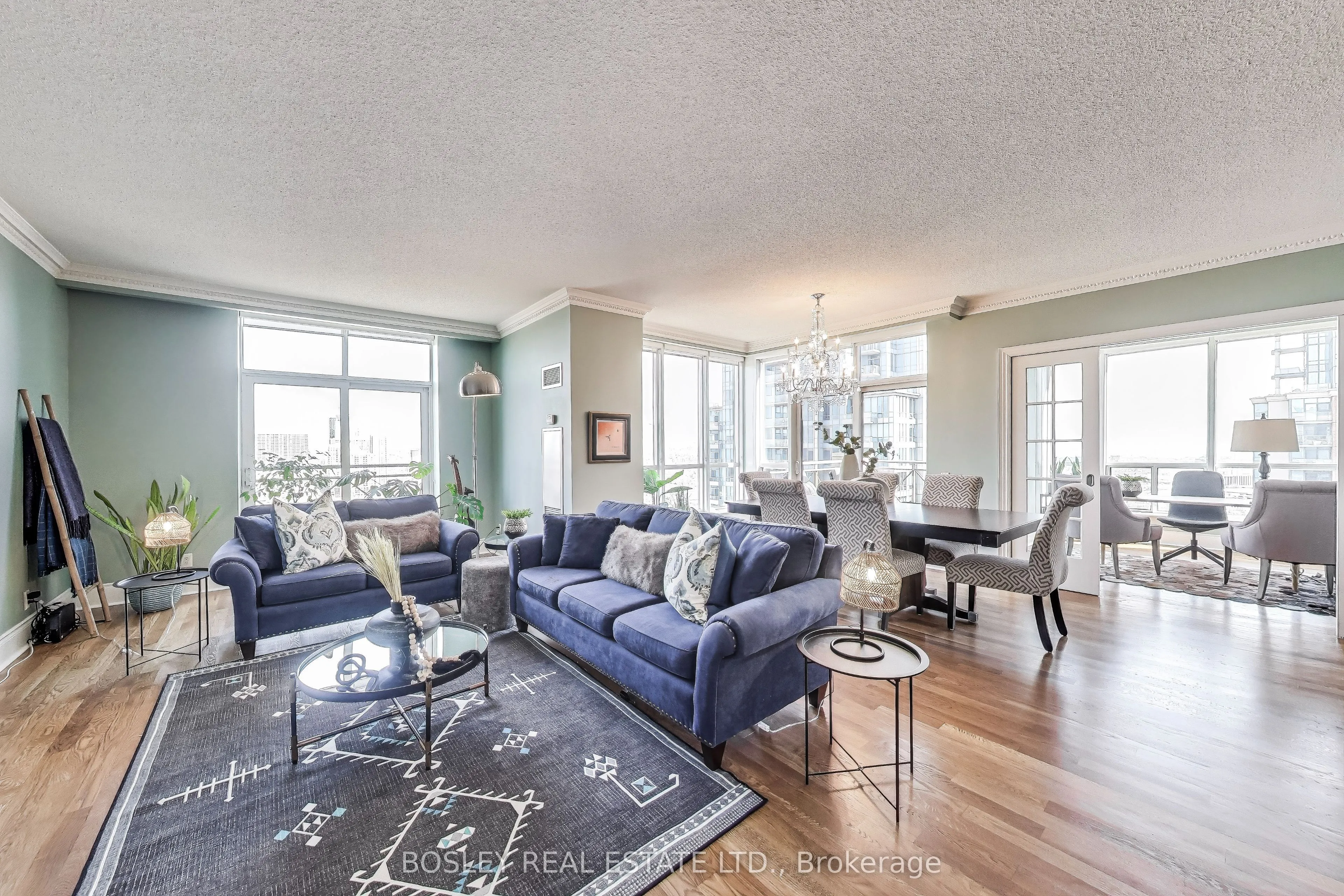 5229 Dundas Street W, #PH08