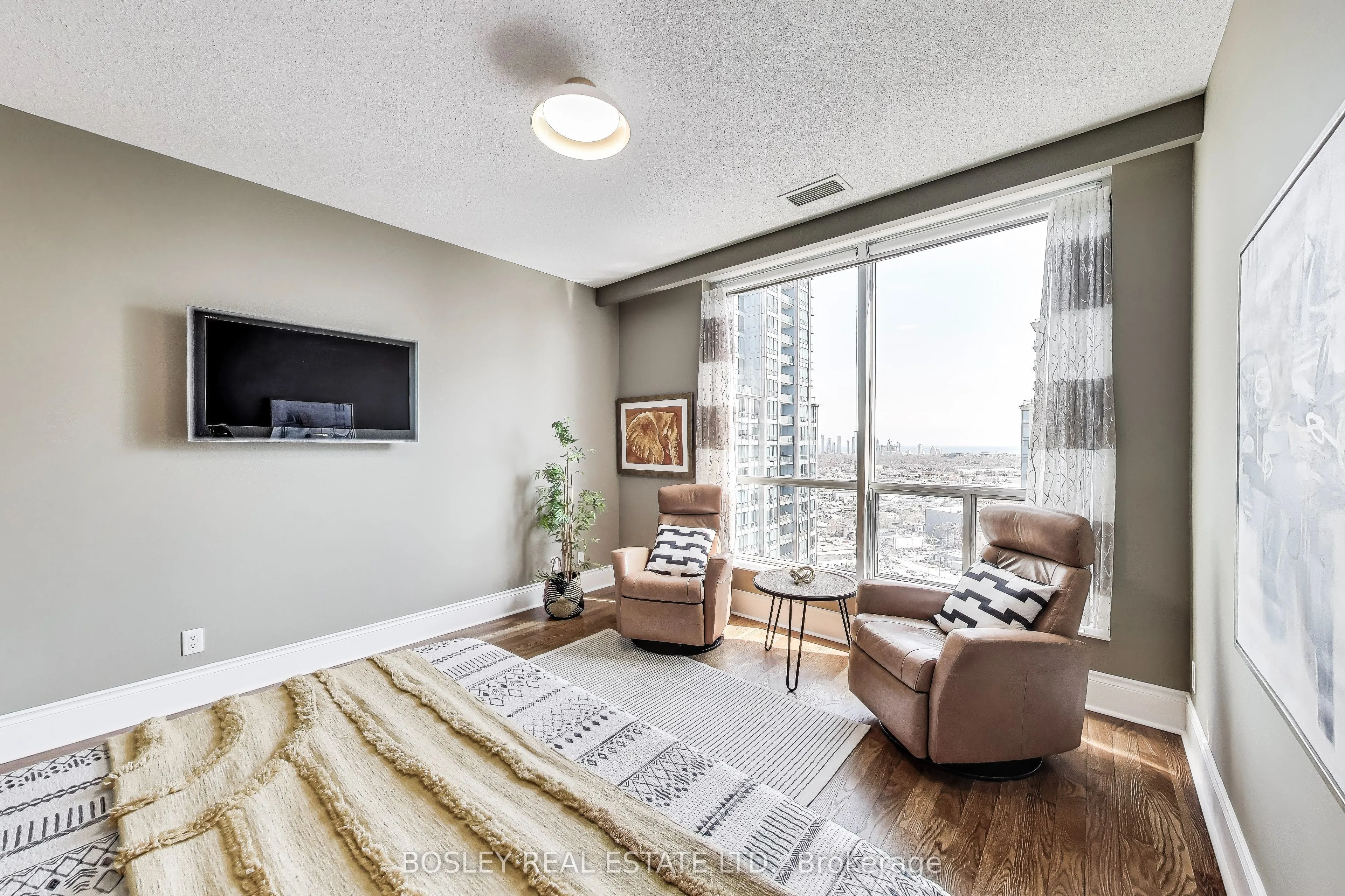 5229 Dundas Street W, #PH08