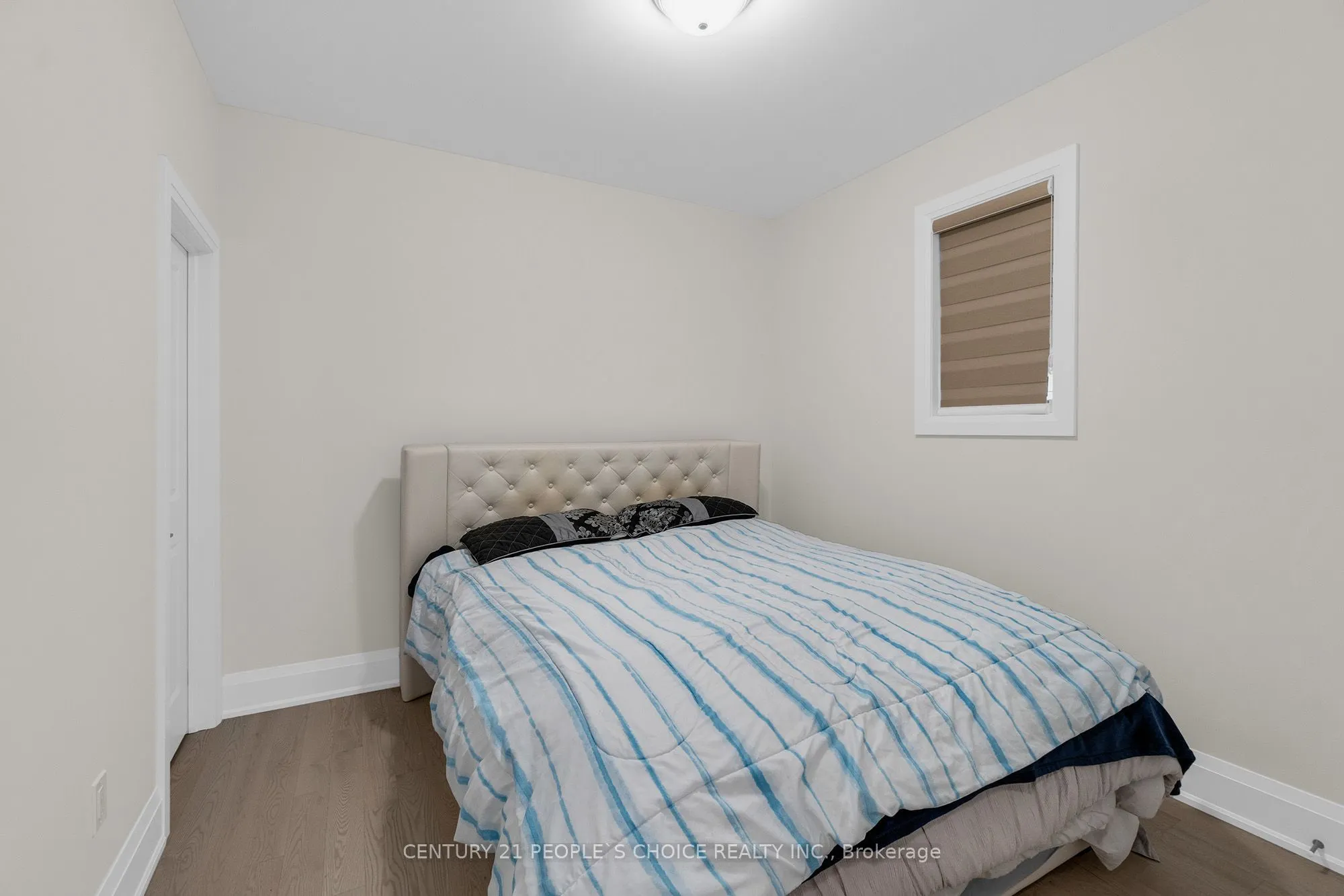 10 Tweedhill Avenue