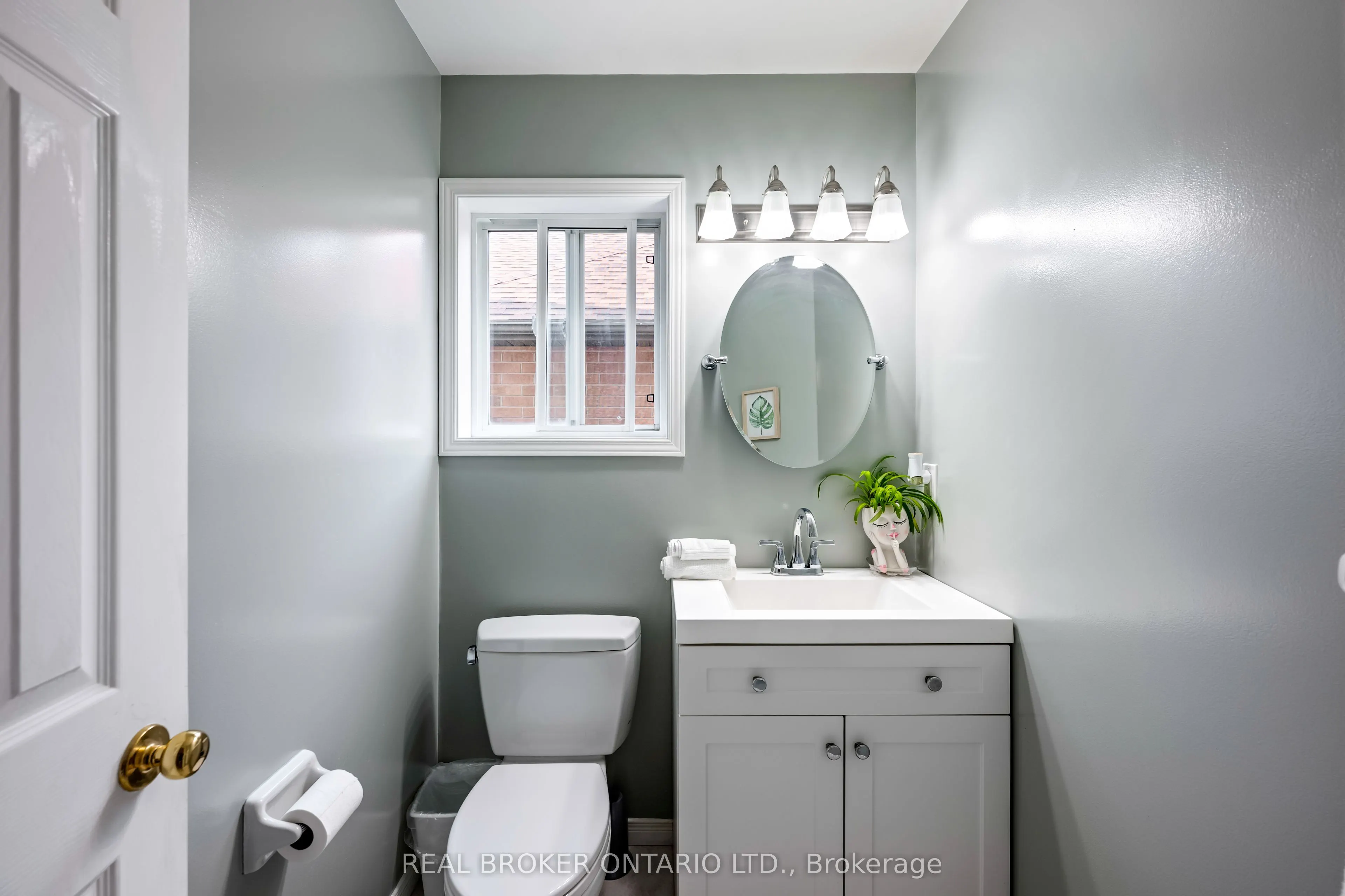 107 Glengarry Road