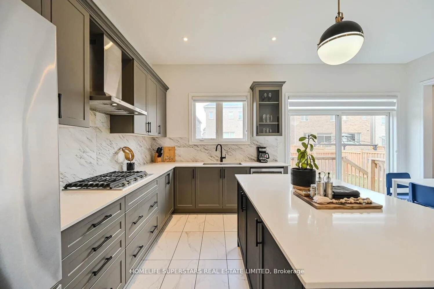 56 Arthur Griffin Crescent