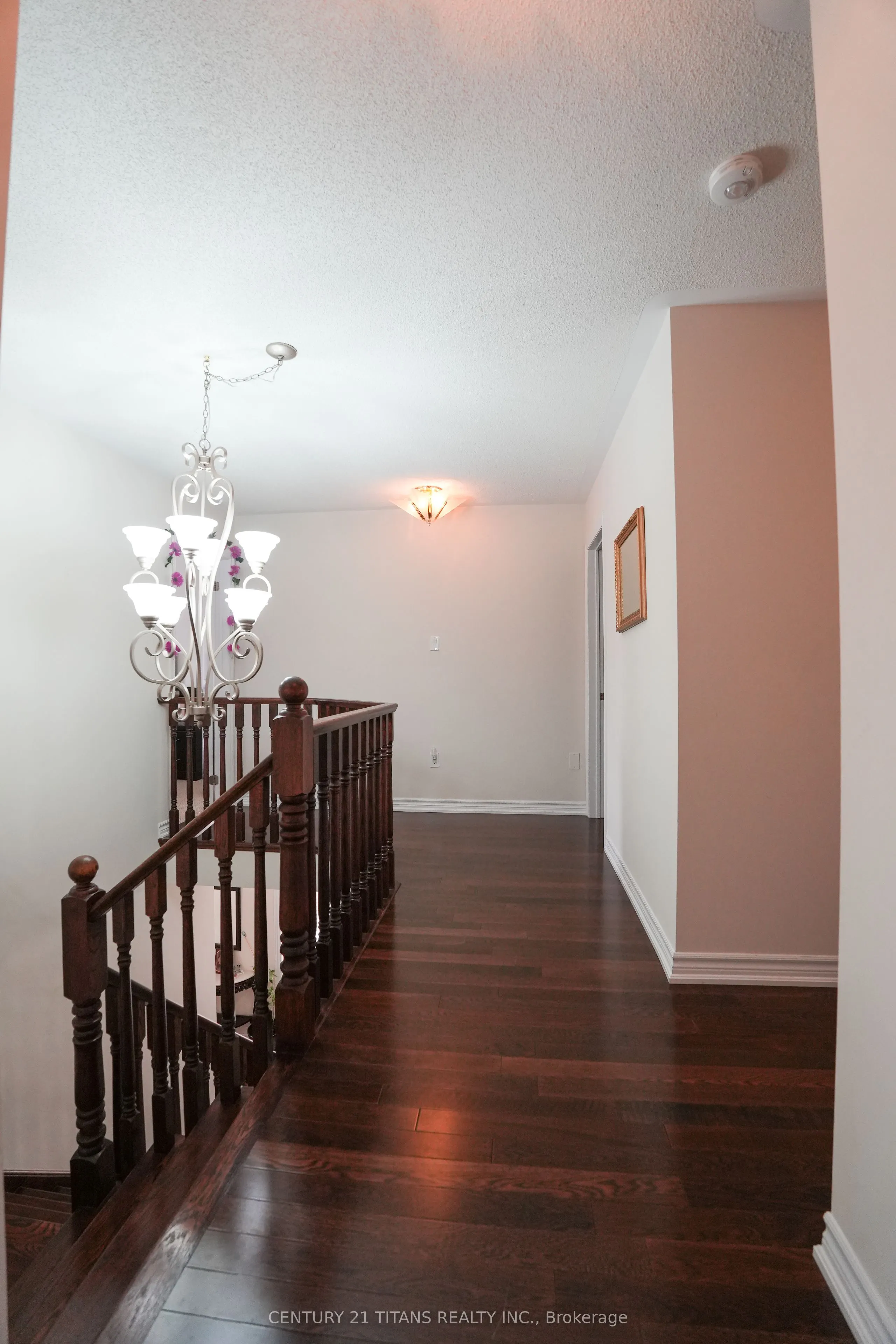 42 Lola Crescent