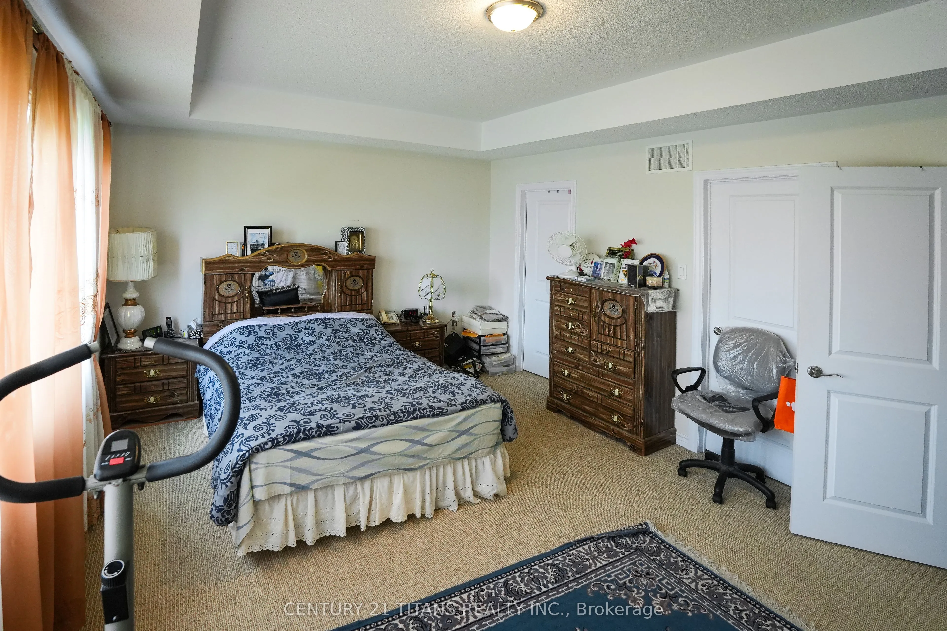 42 Lola Crescent