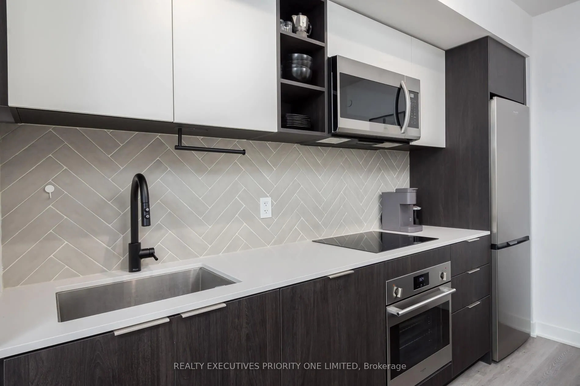 36 Zorra Street, #405