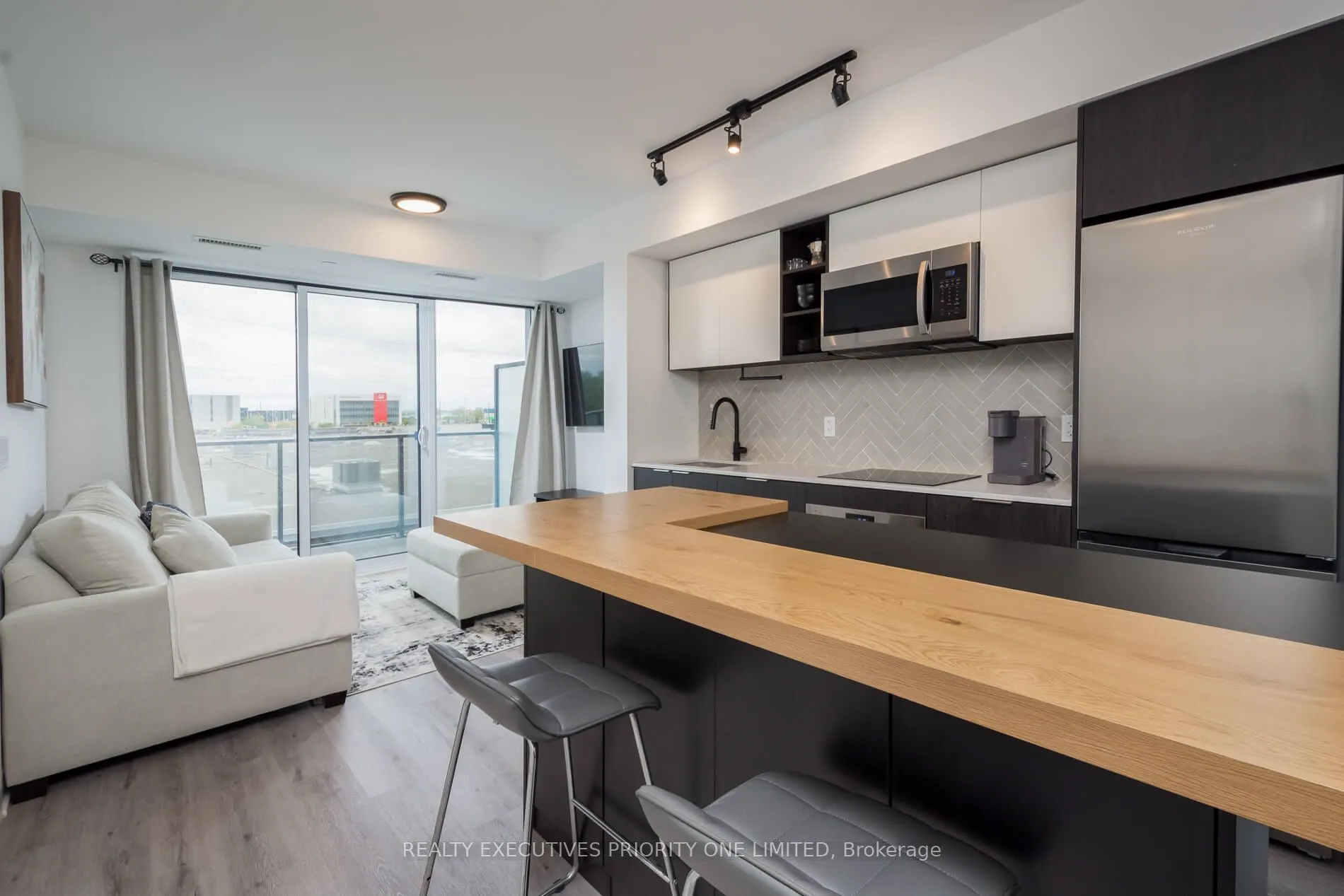36 Zorra Street, #405