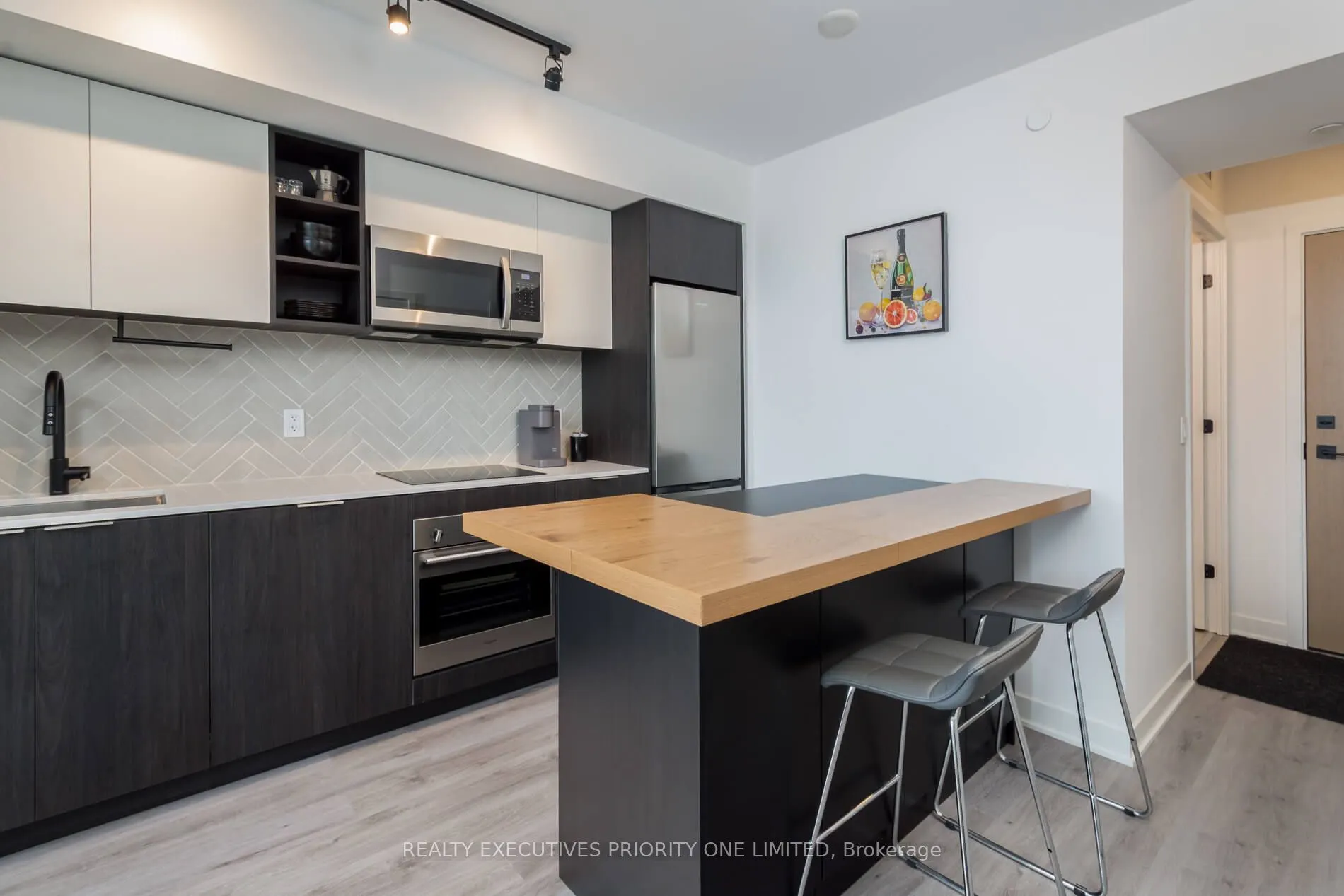 36 Zorra Street, #405