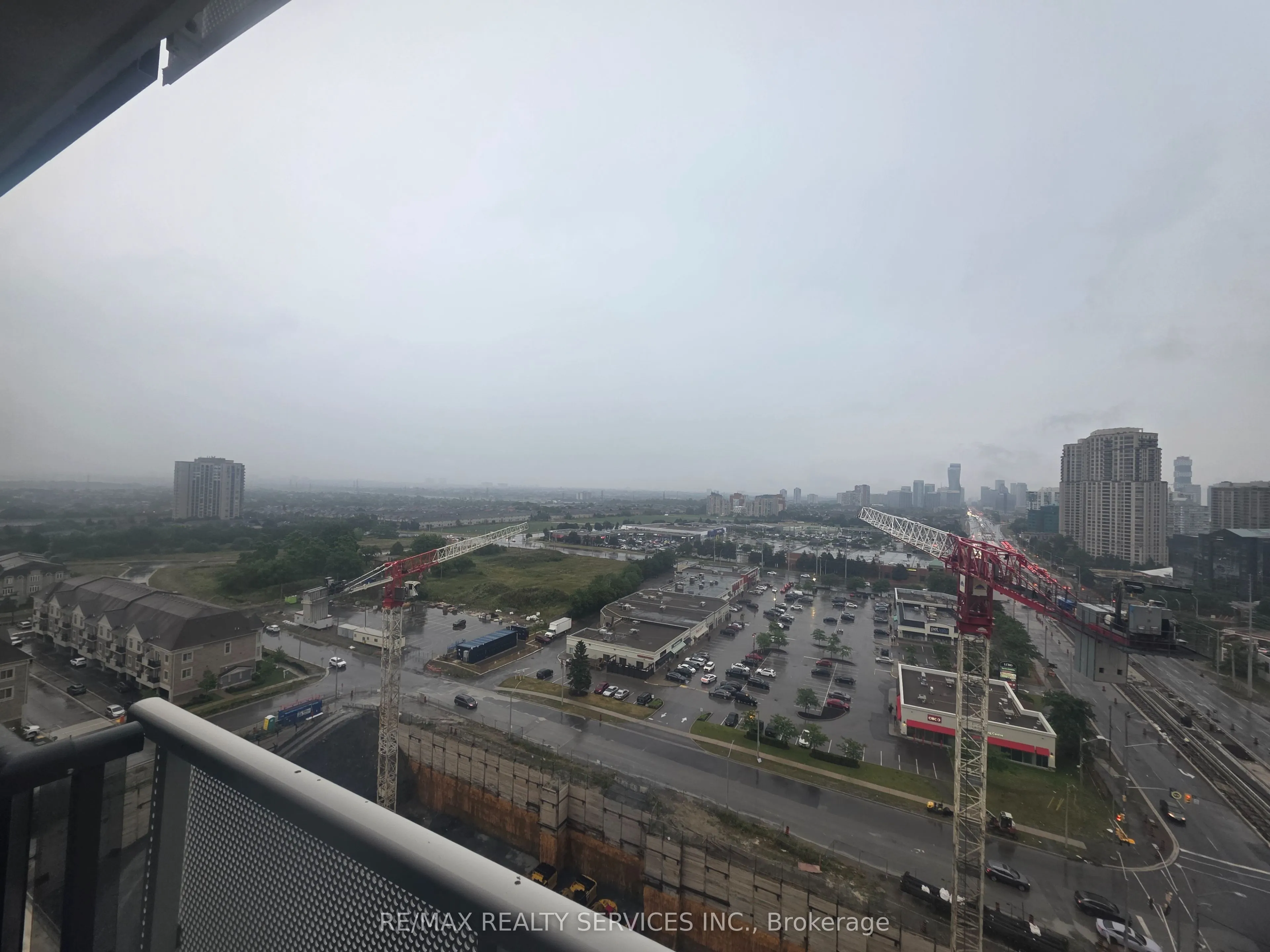 5105 Hurontario Street #1504