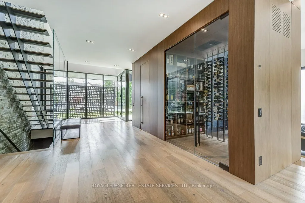 144 Sparling Court