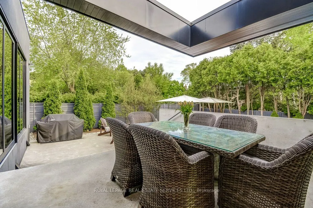 144 Sparling Court