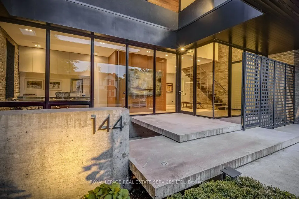 144 Sparling Court