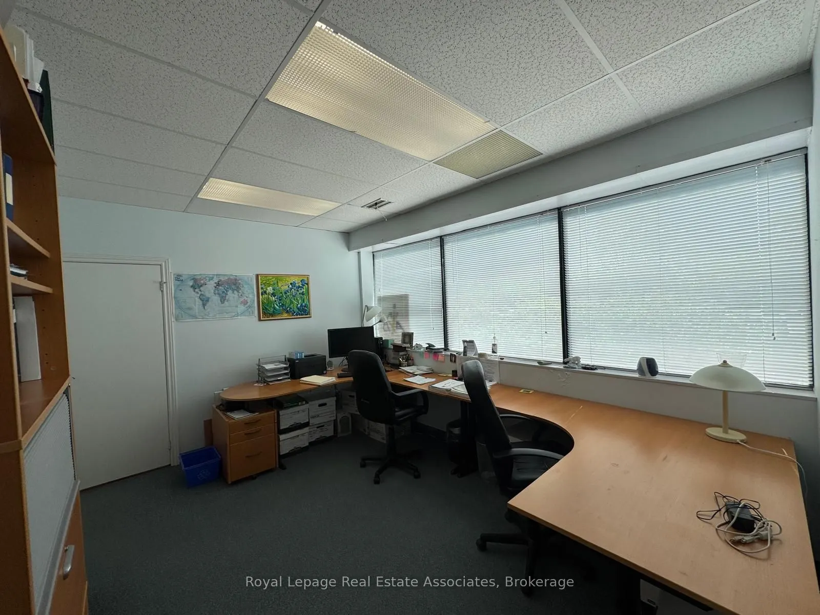 268 Lakeshore Road E