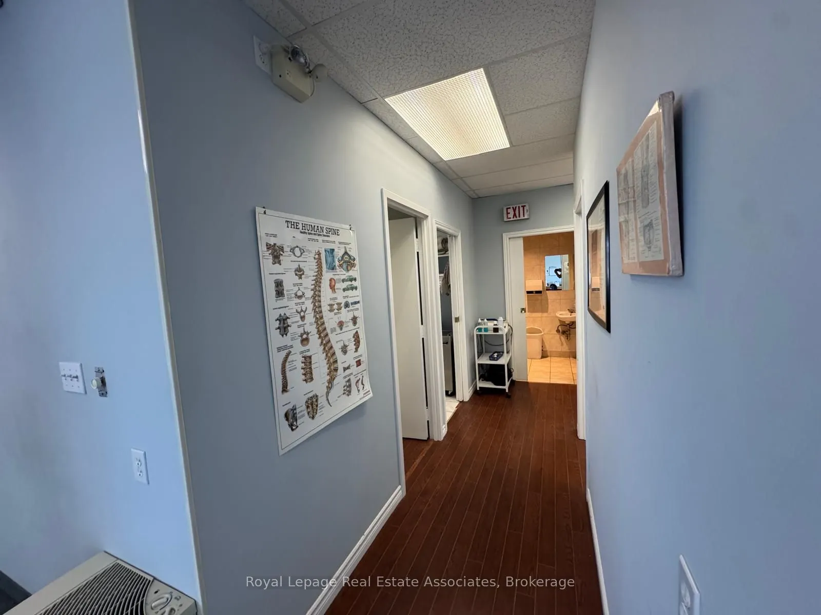 268 Lakeshore Road E