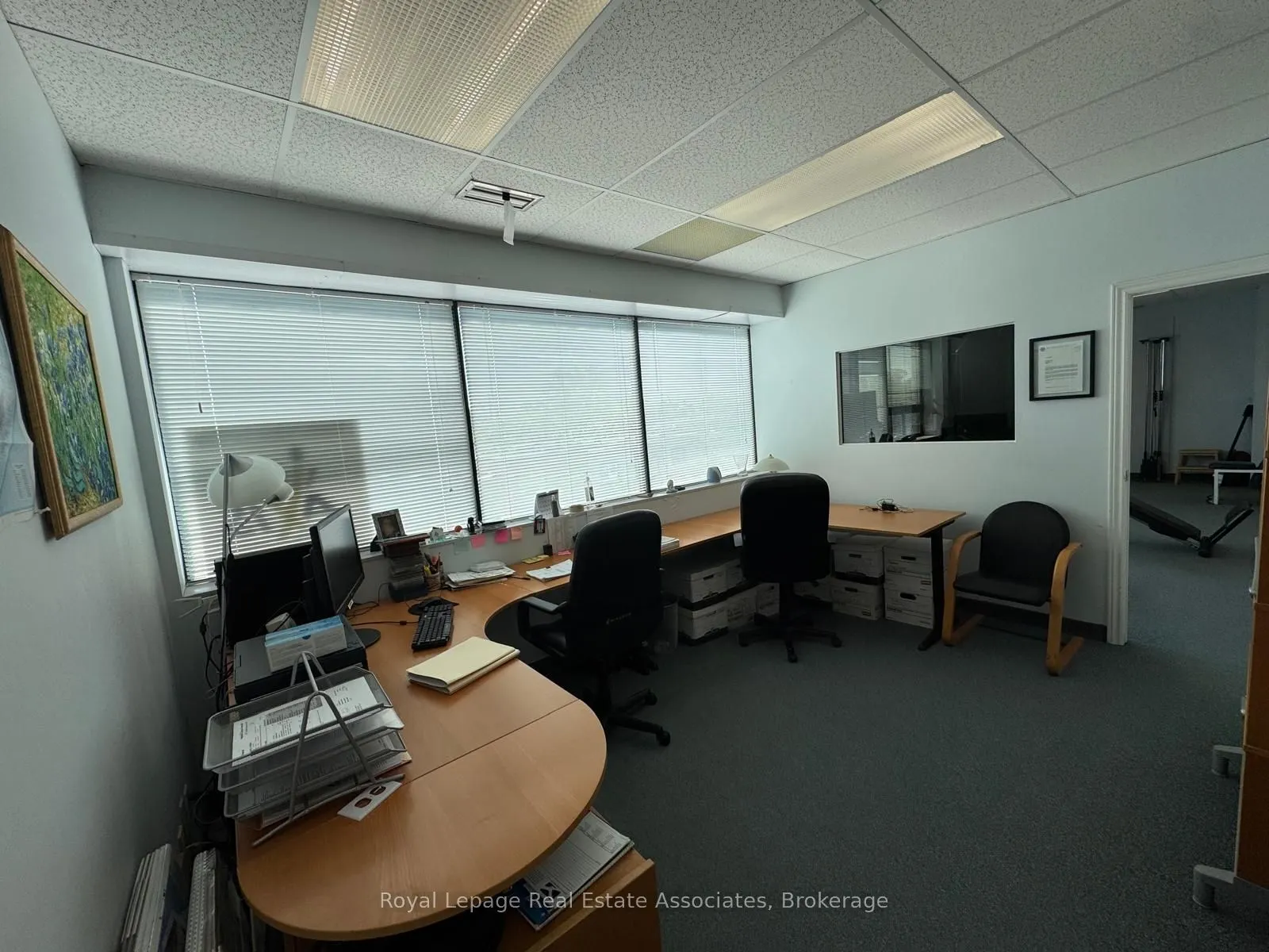 268 Lakeshore Road E