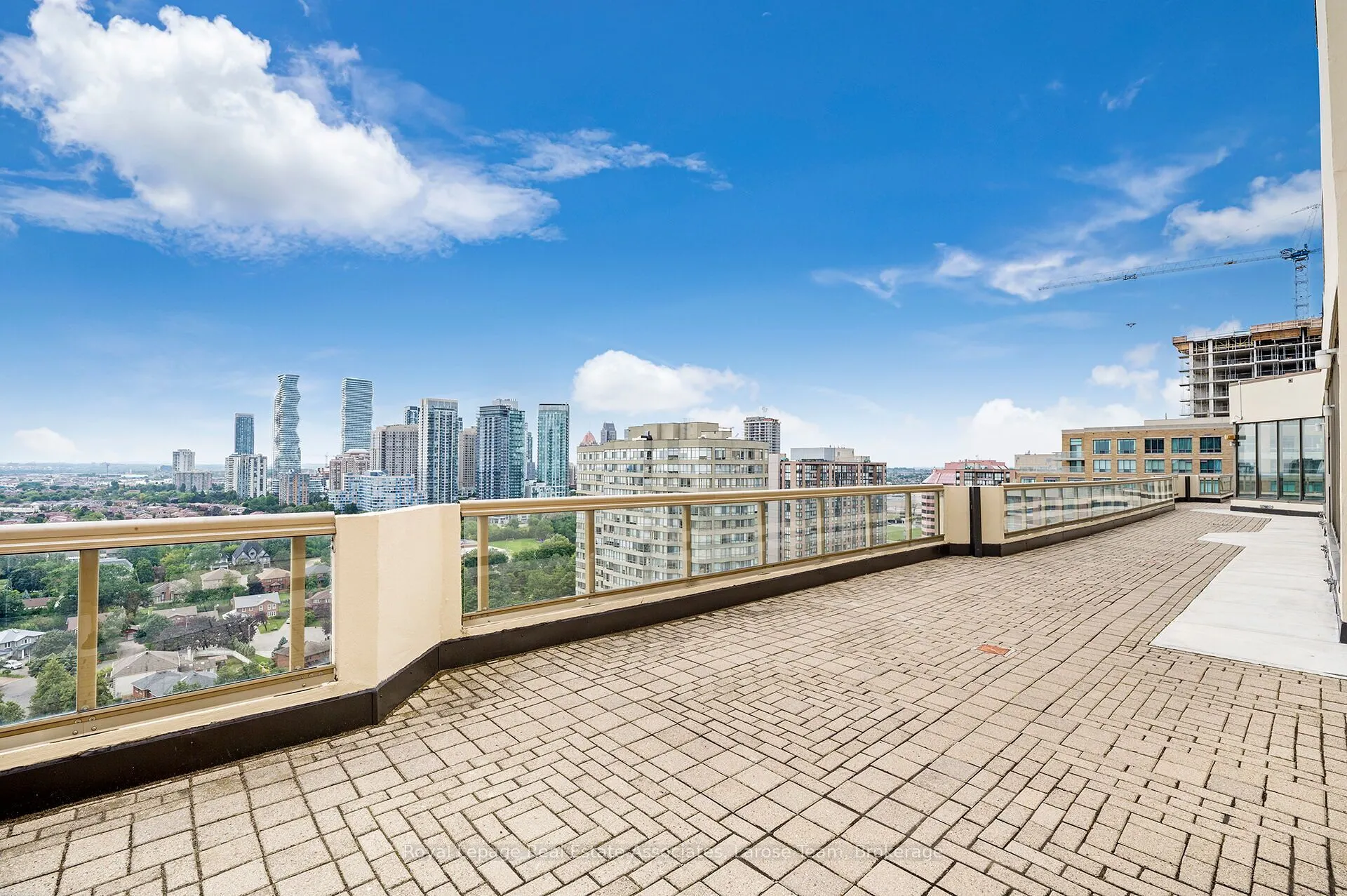 55 Elm Drive W, #Ph02