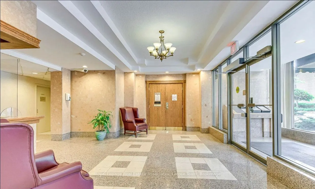 55 Elm Drive W, #Ph02
