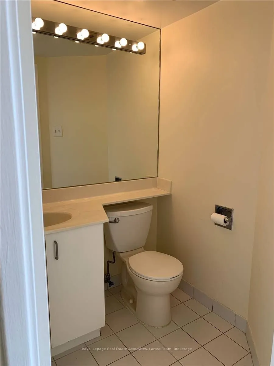 55 Elm Drive W, #Ph02