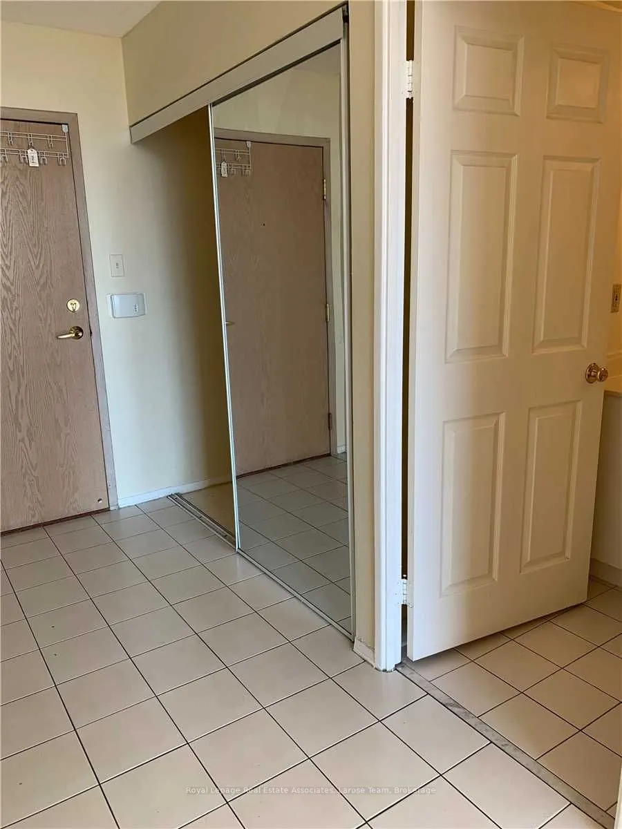 55 Elm Drive W, #Ph02