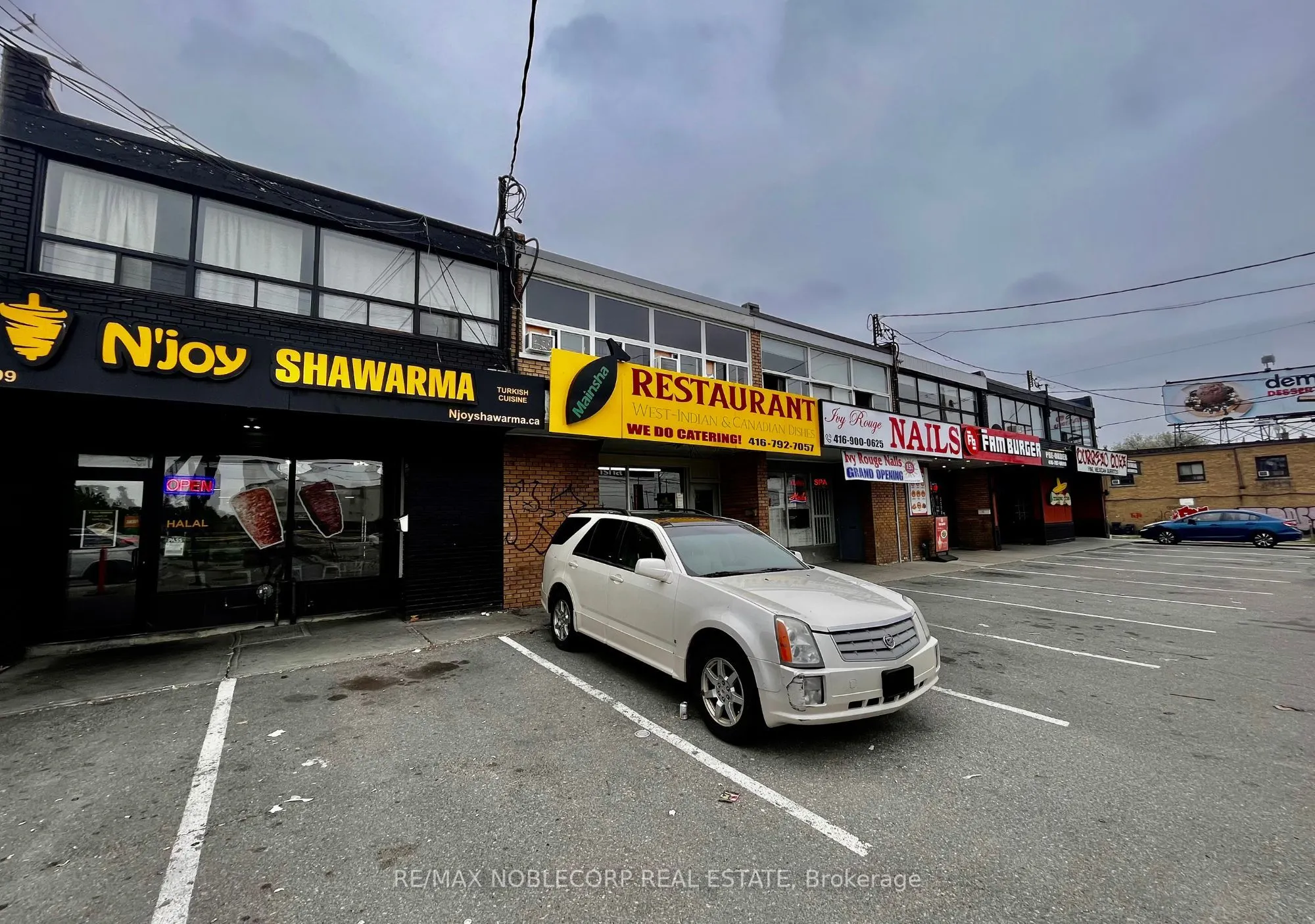 3277 Dufferin Street