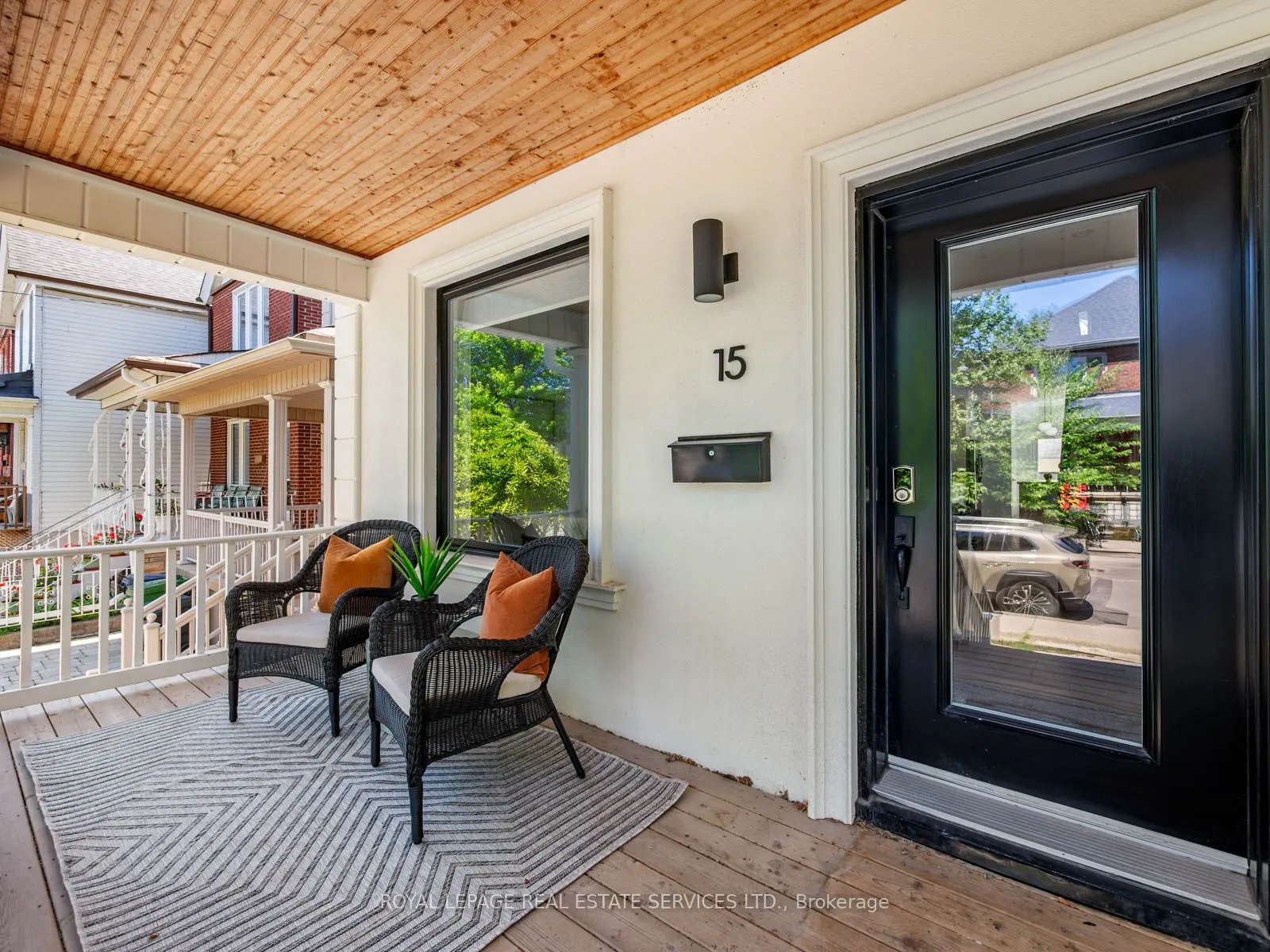 15 Melville Avenue