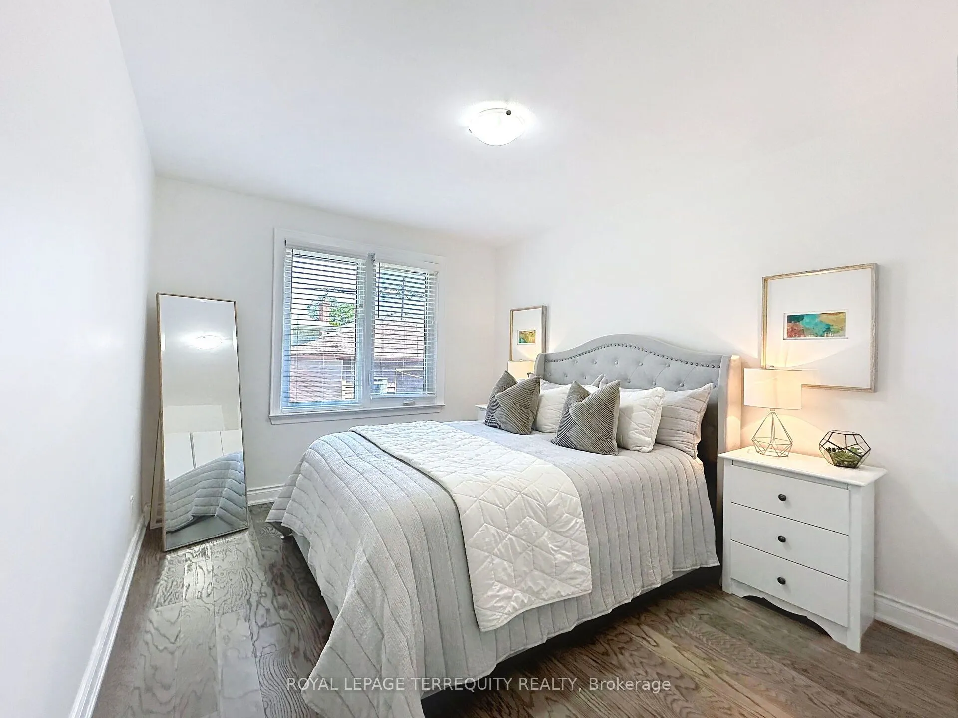 16 Pagebrook Drive