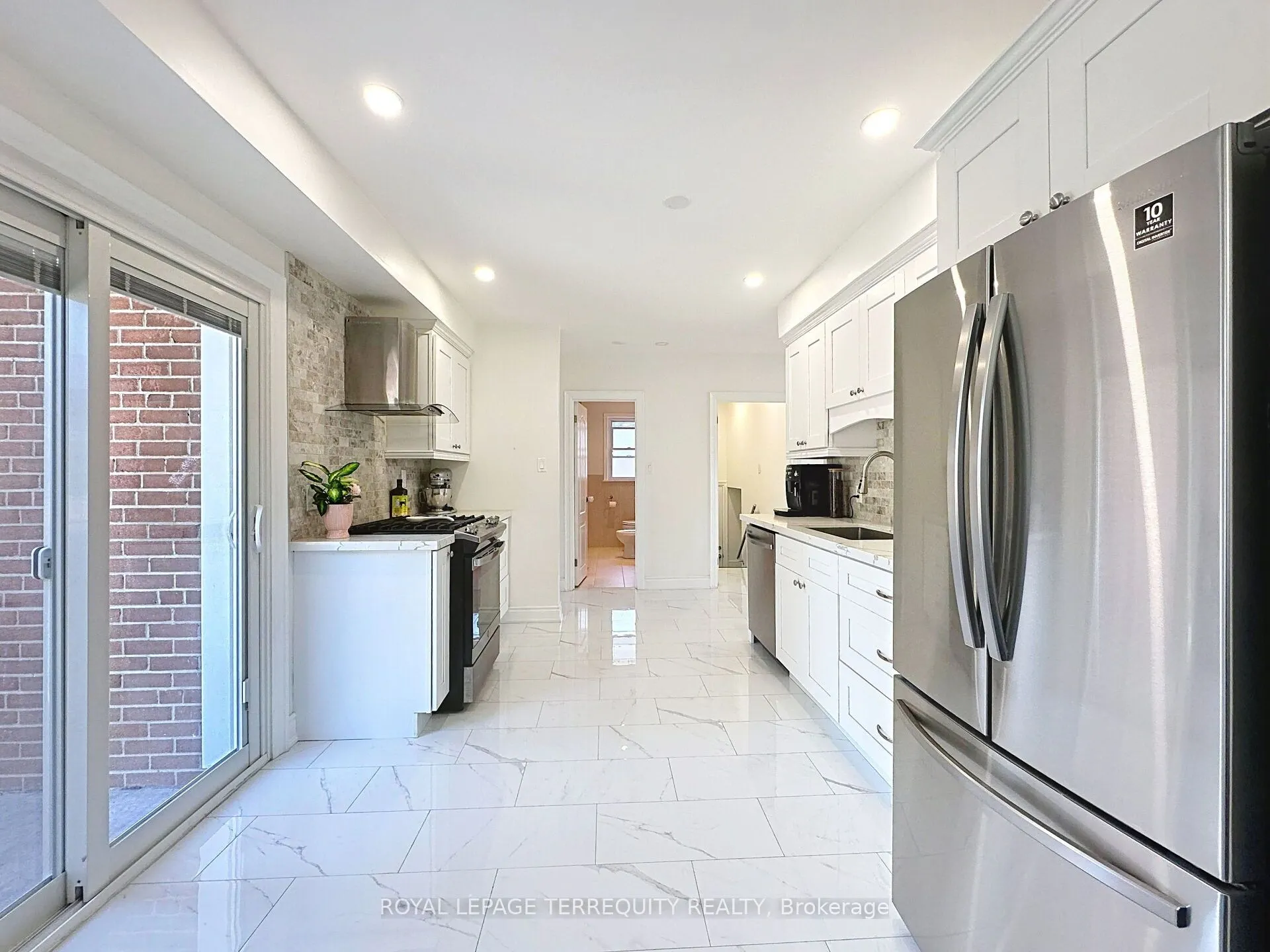 16 Pagebrook Drive