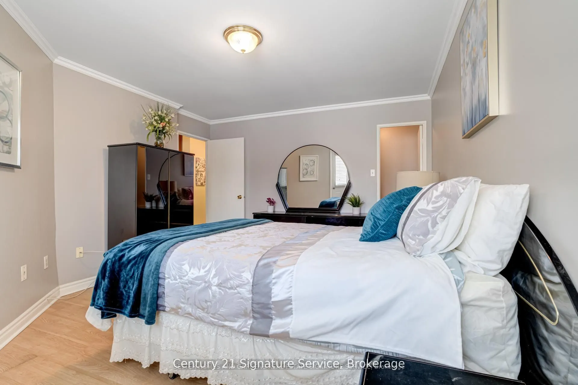2001 Bonnymede Drive, #15