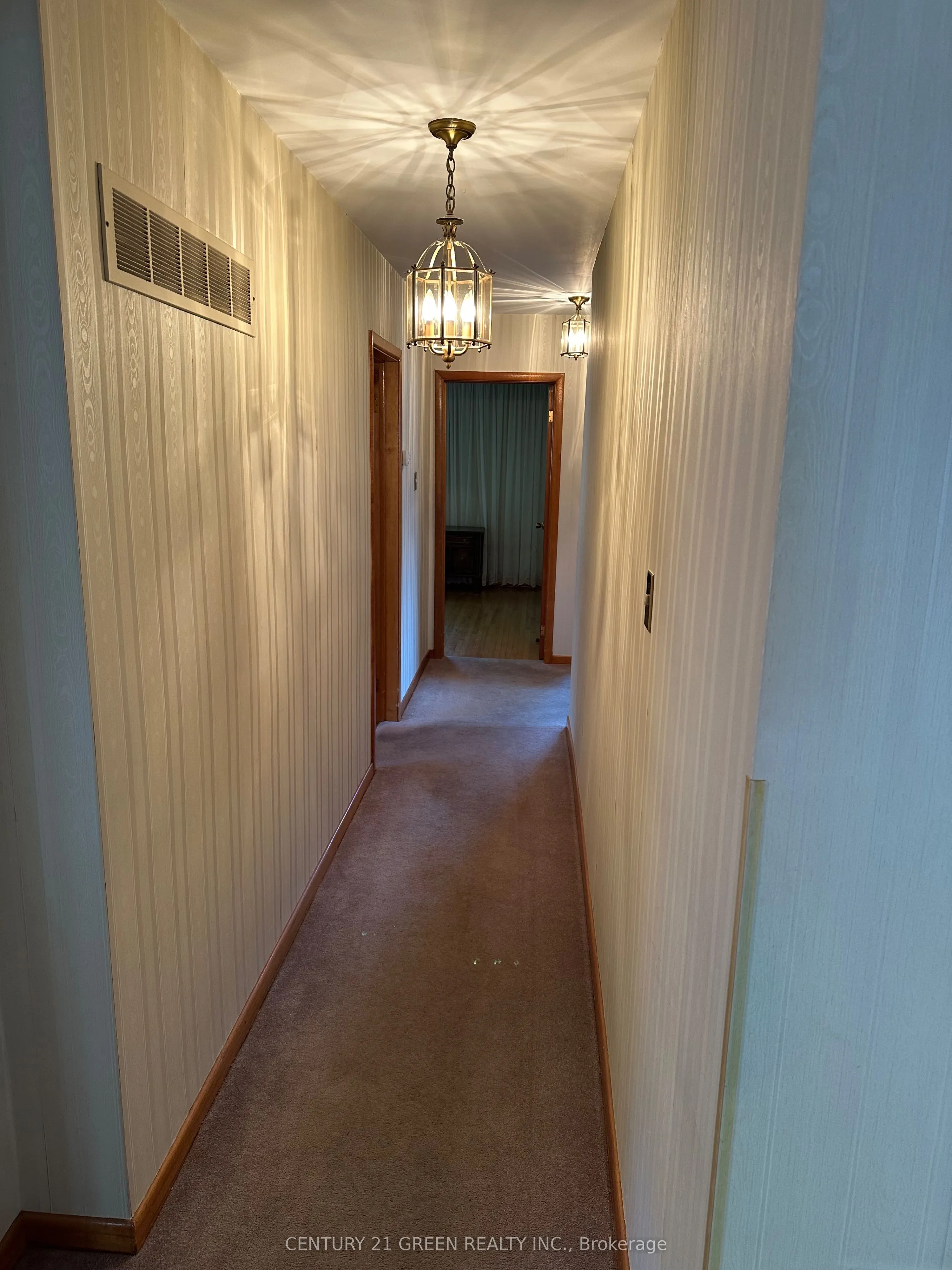 102 Clement Road