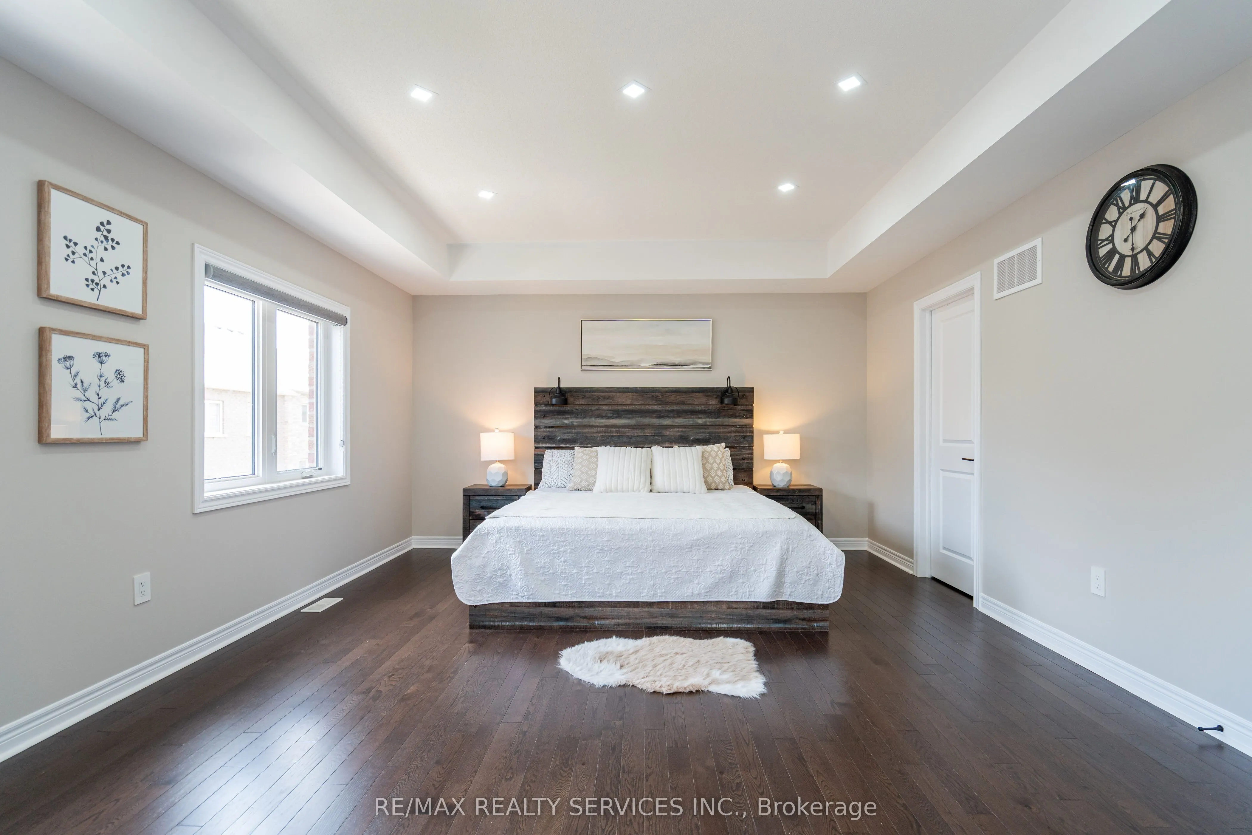 105 Benhurst Crescent