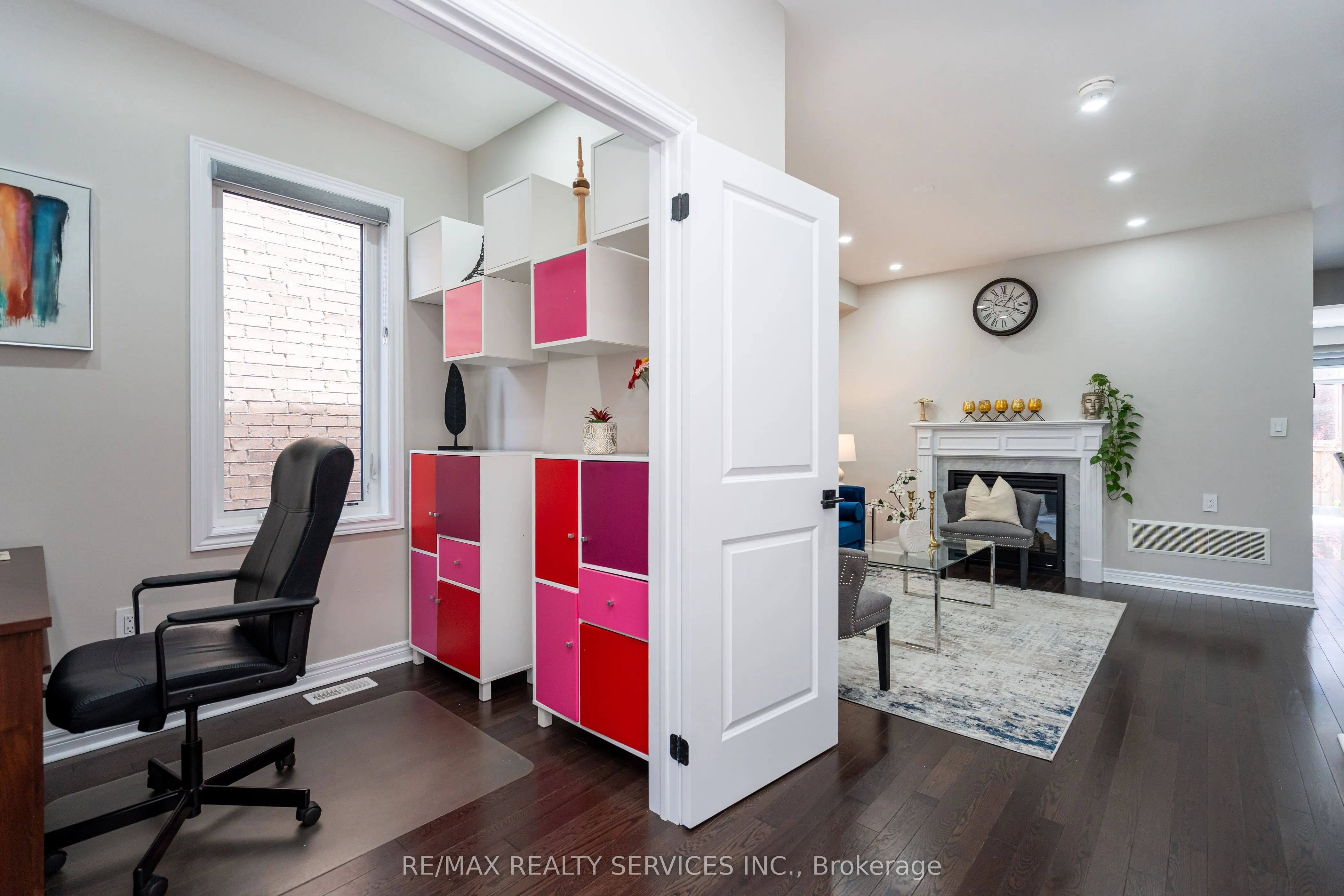 105 Benhurst Crescent