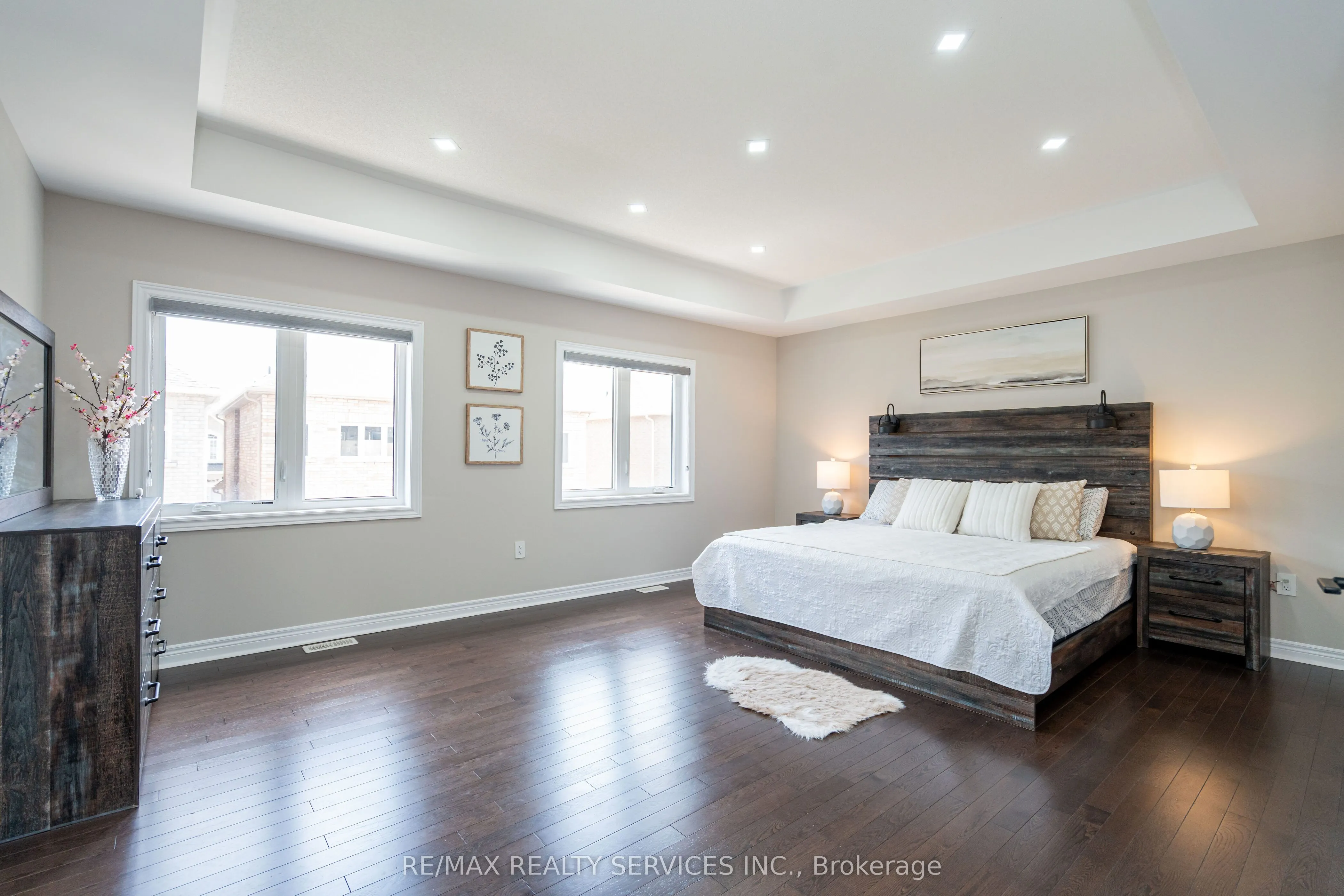 105 Benhurst Crescent