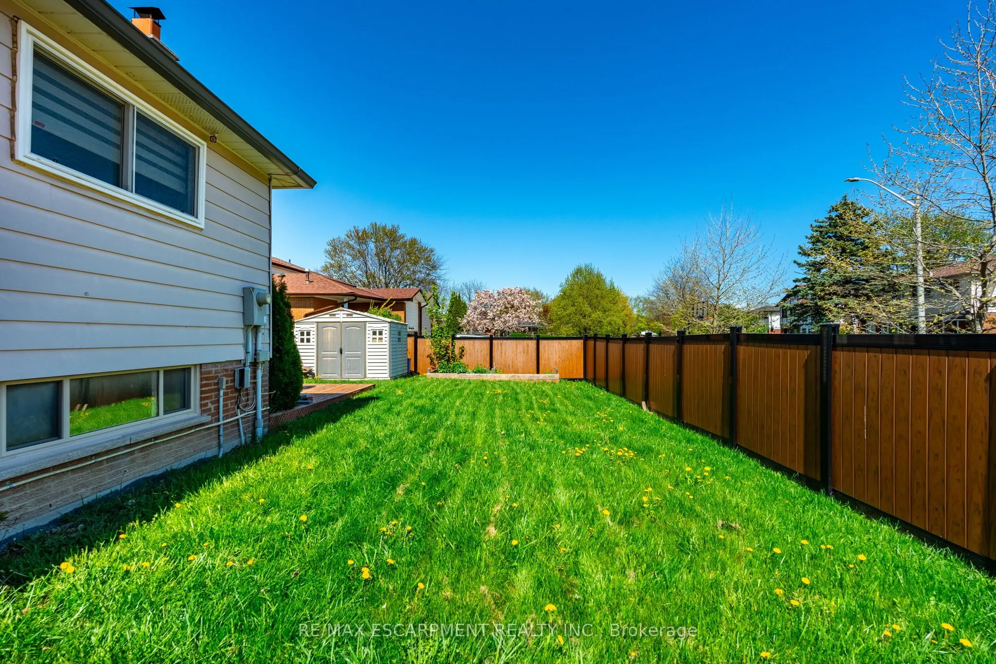 2375 Gareth Road