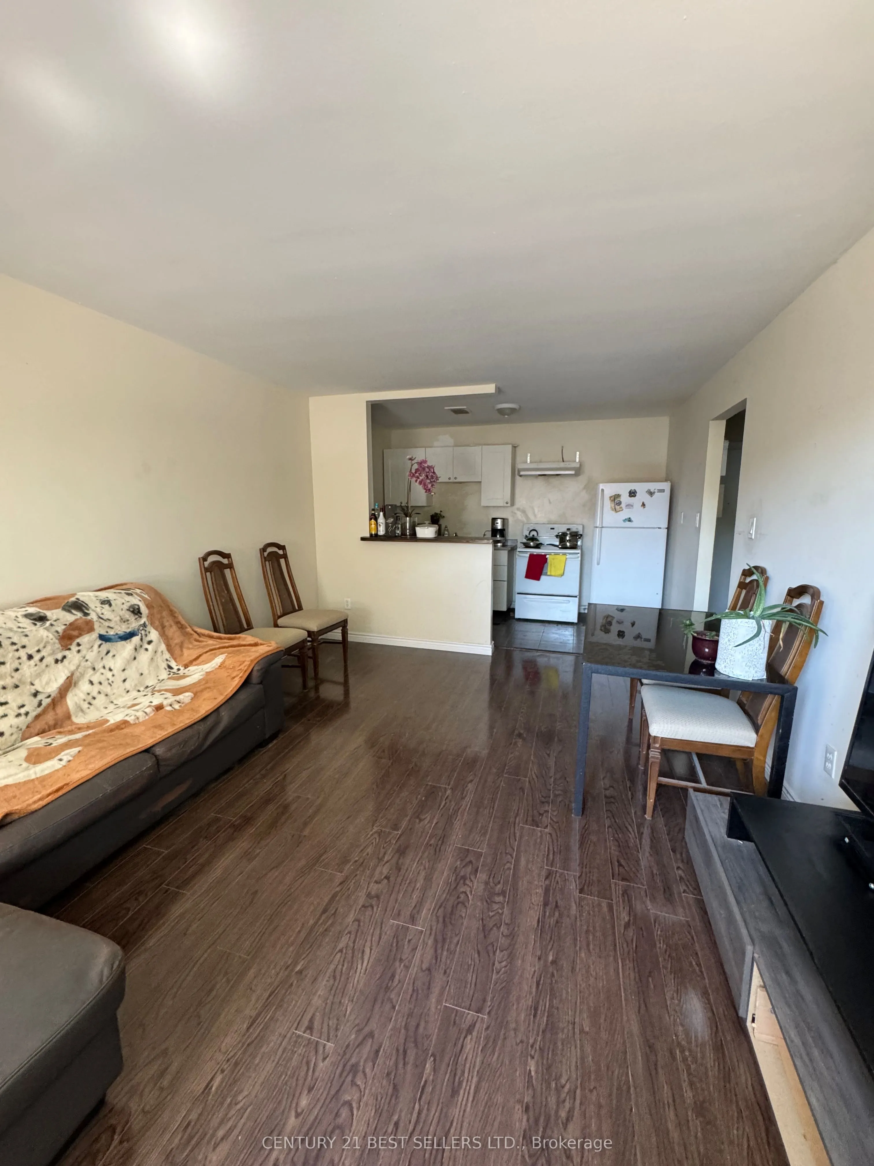 10-105 Twenty Fifth Street