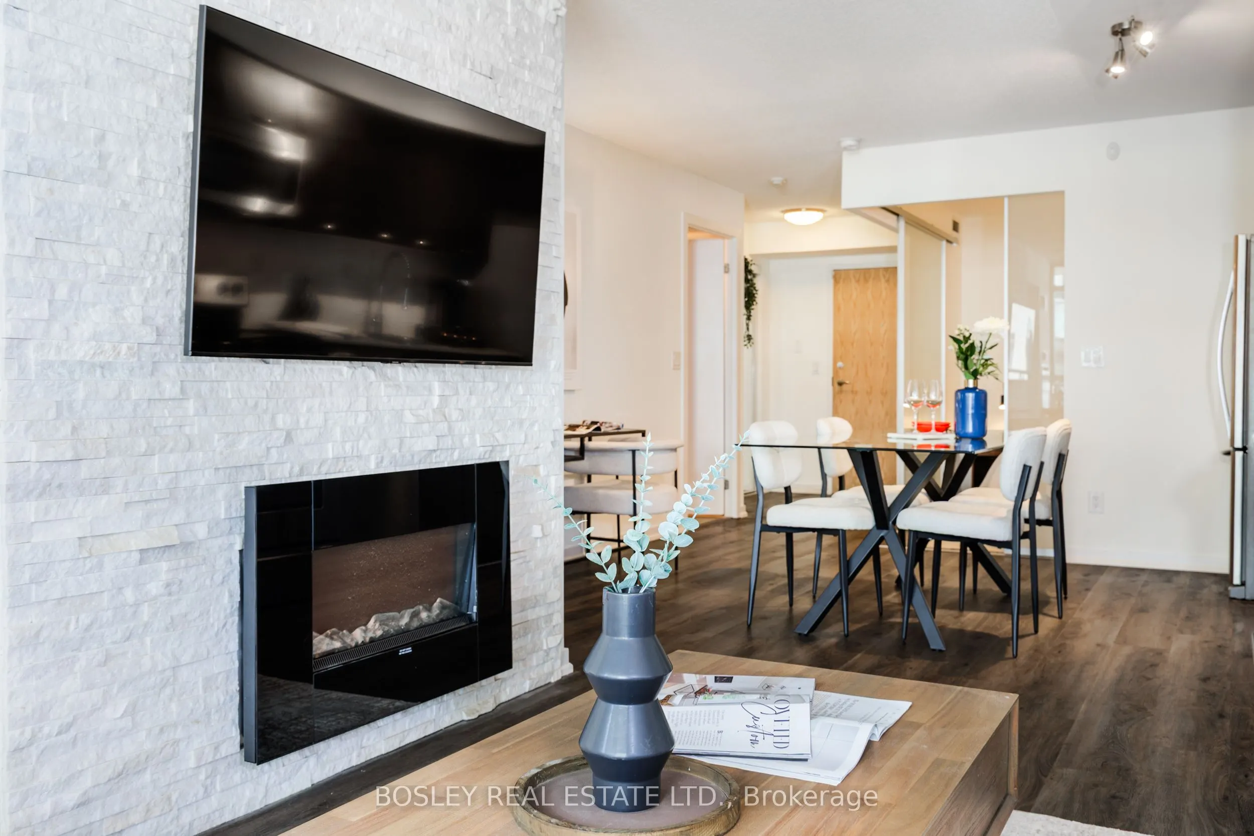 38 Joe Shuster Way, #604