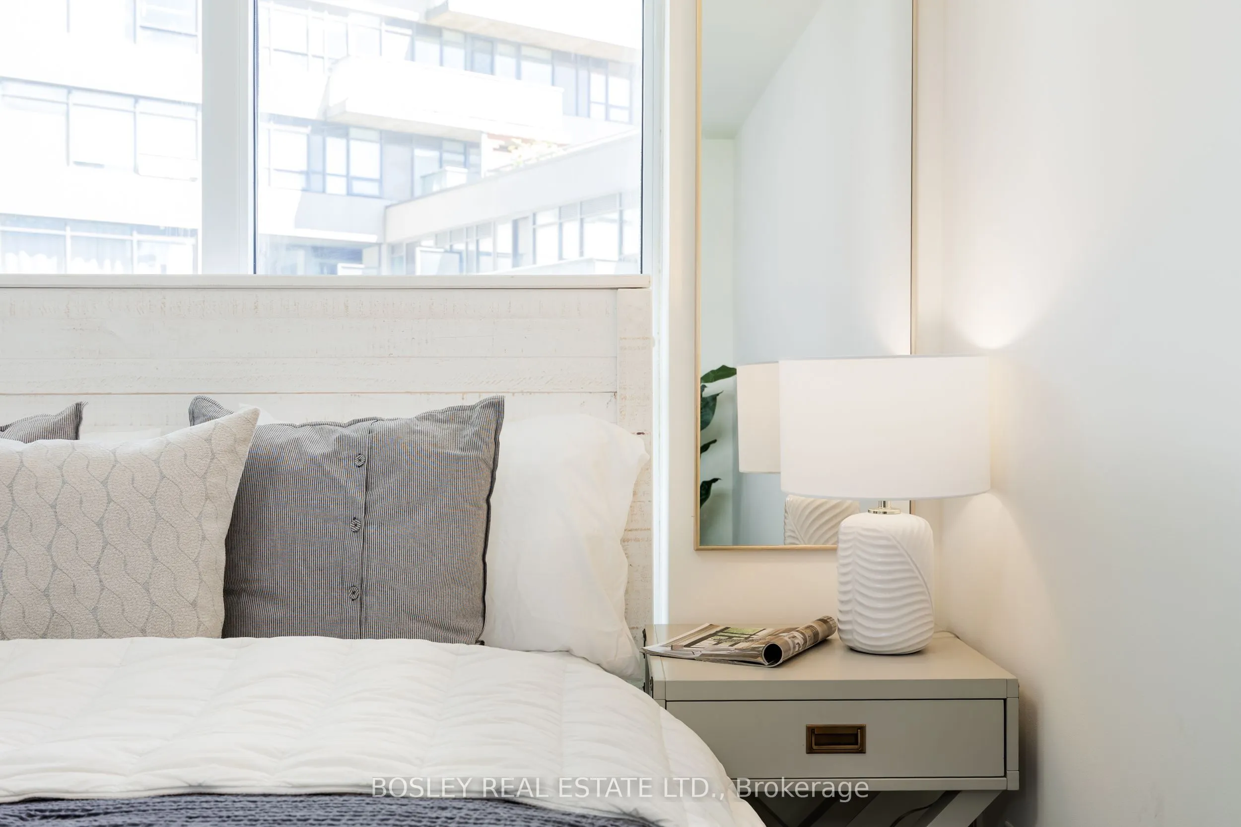 38 Joe Shuster Way, #604