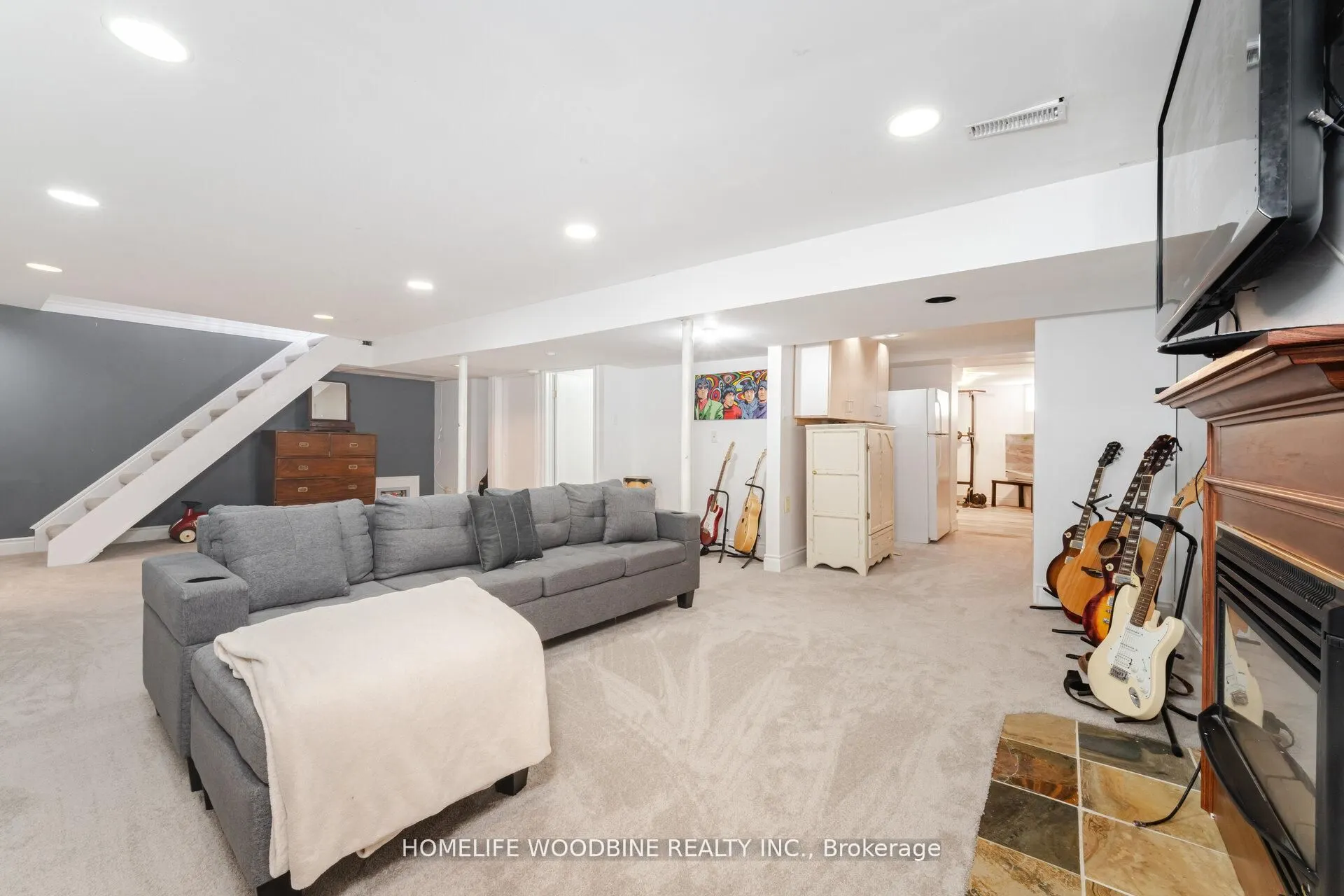 5 Stockman Crescent