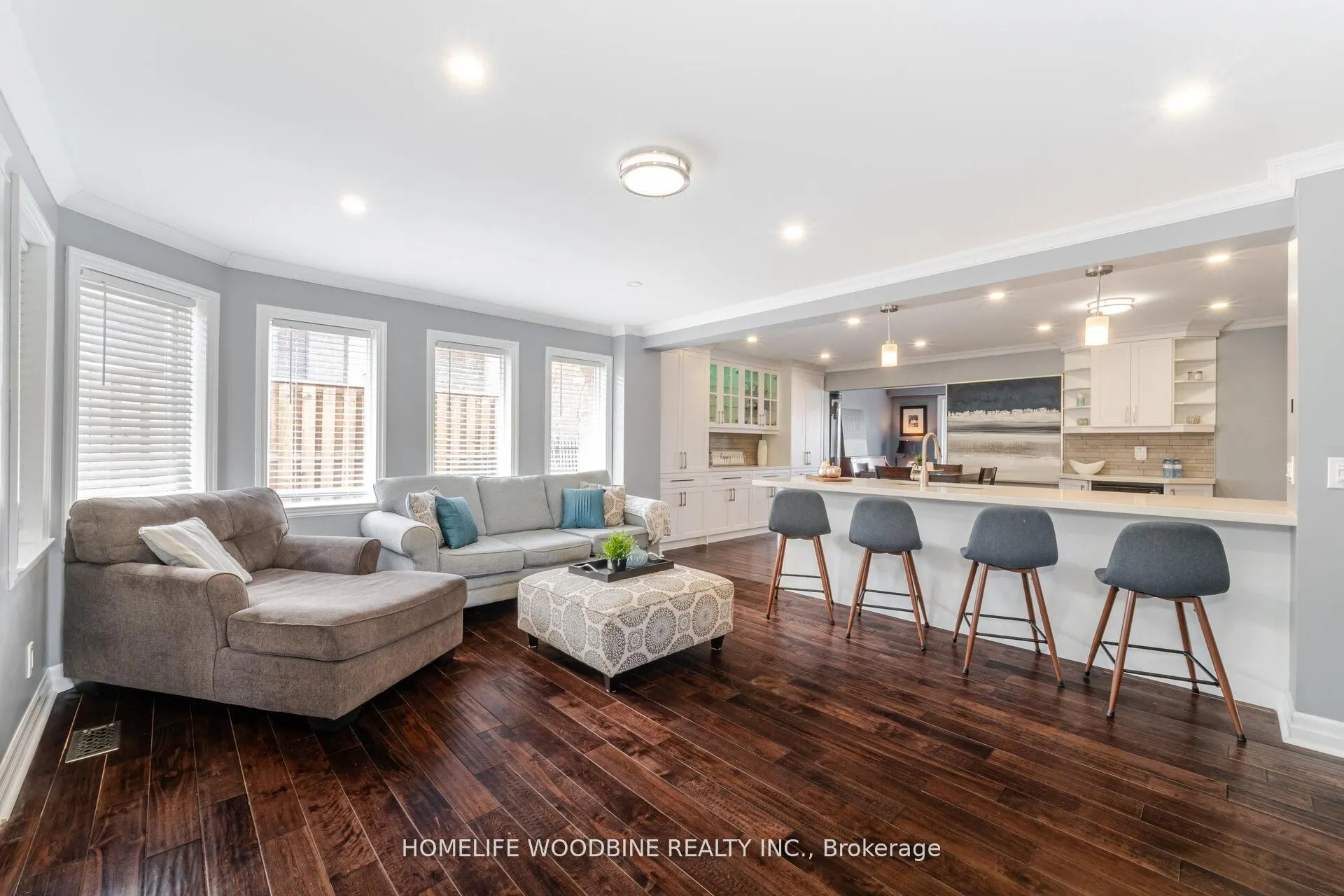 5 Stockman Crescent