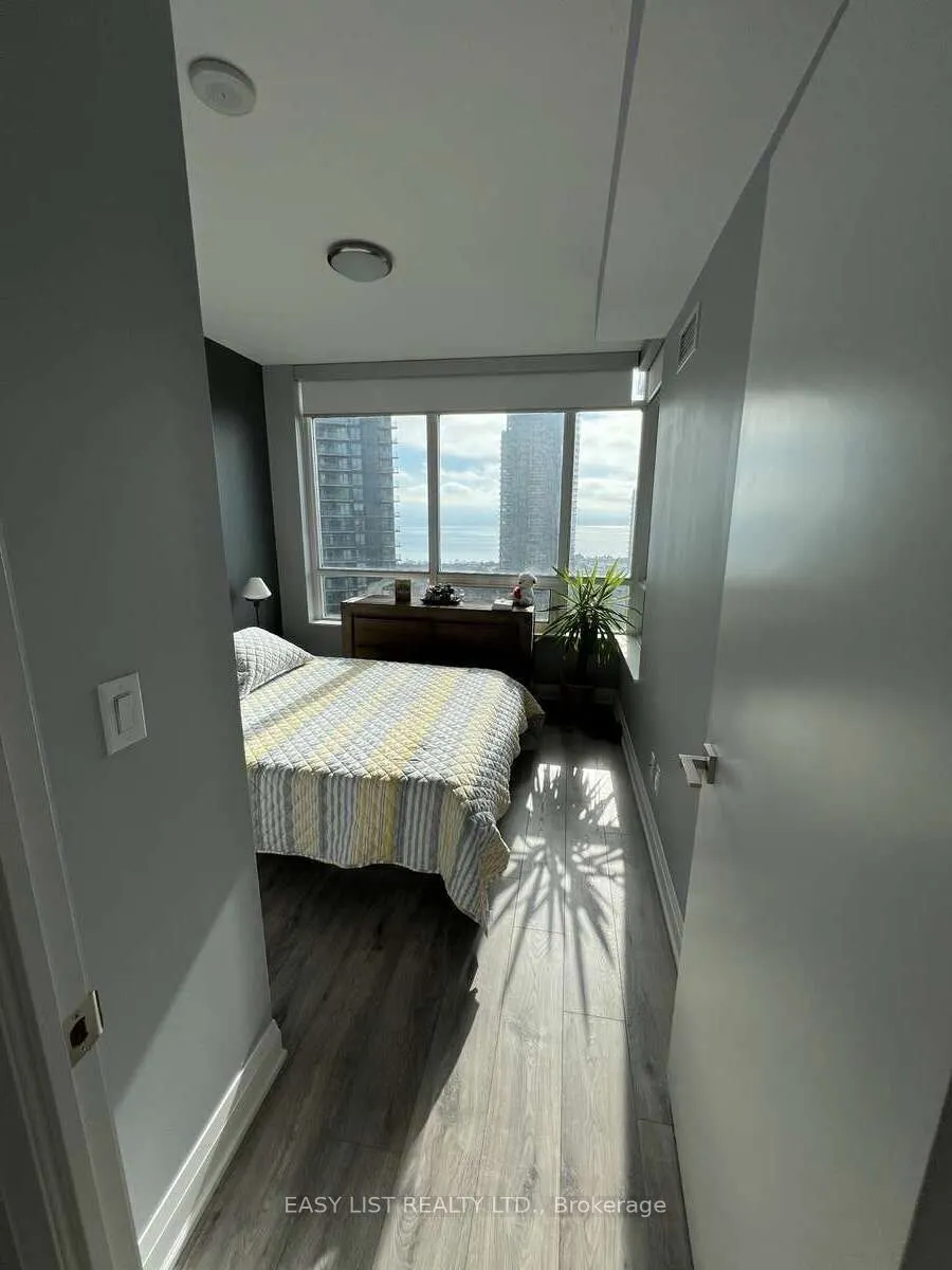 36 Park Lawn Road, #2401