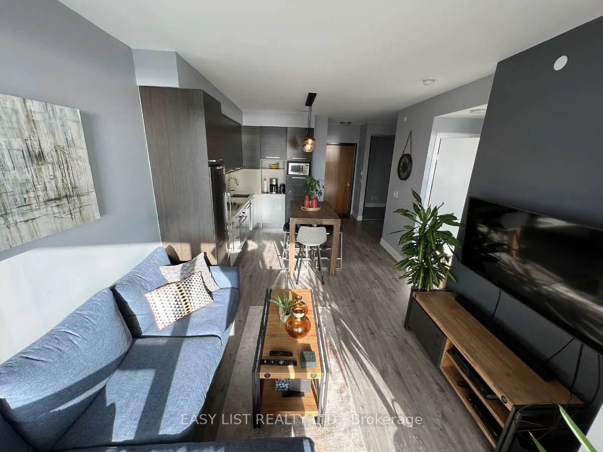 36 Park Lawn Road, #2401