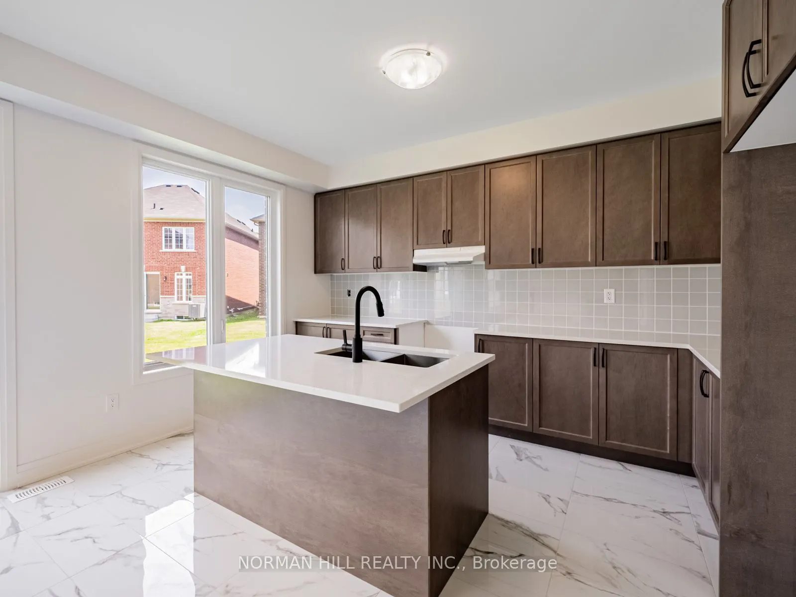 5 Lilestone Drive