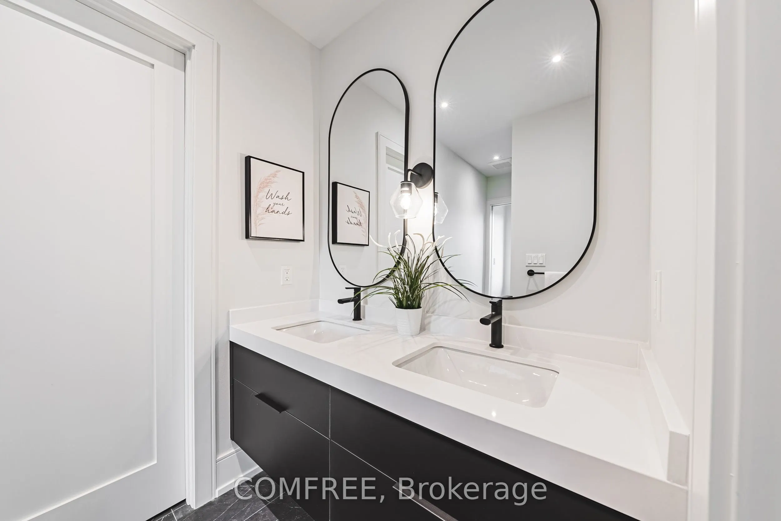 202 Queen Street W