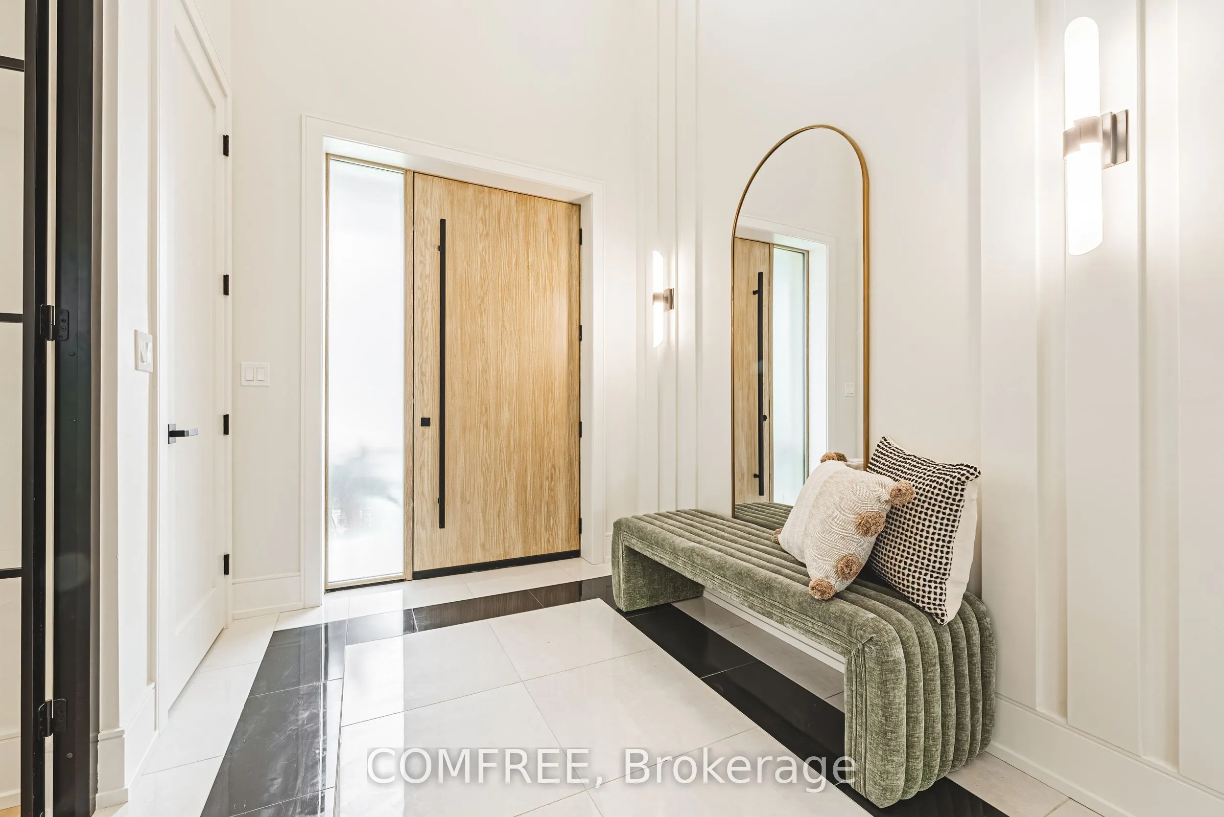 202 Queen Street W