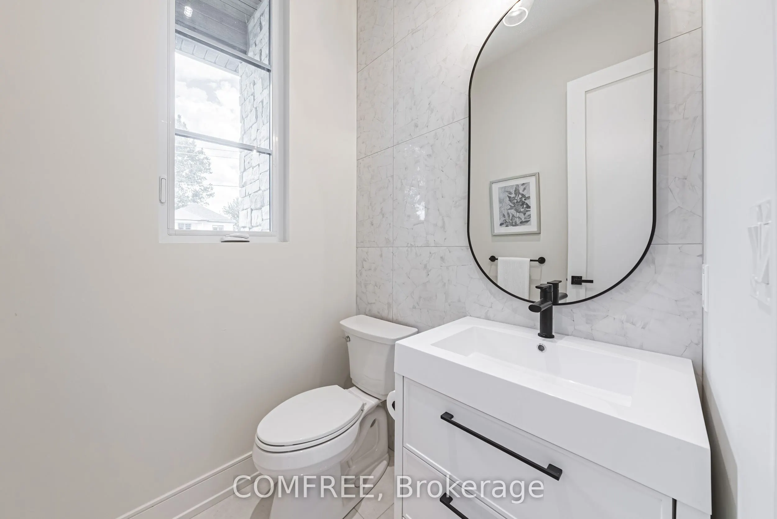 202 Queen Street W