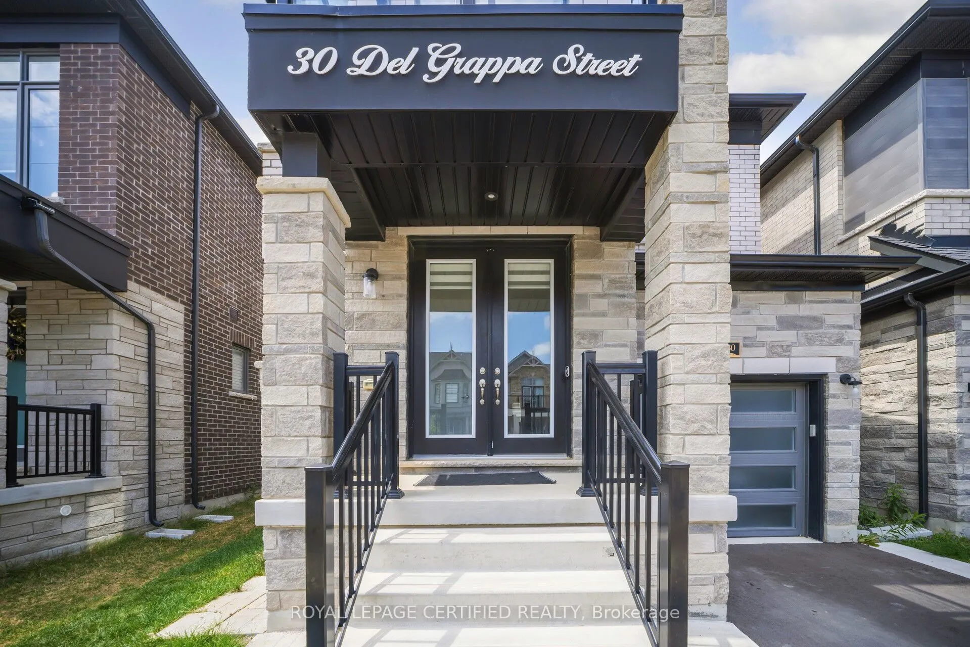 30 Del Grappa Street
