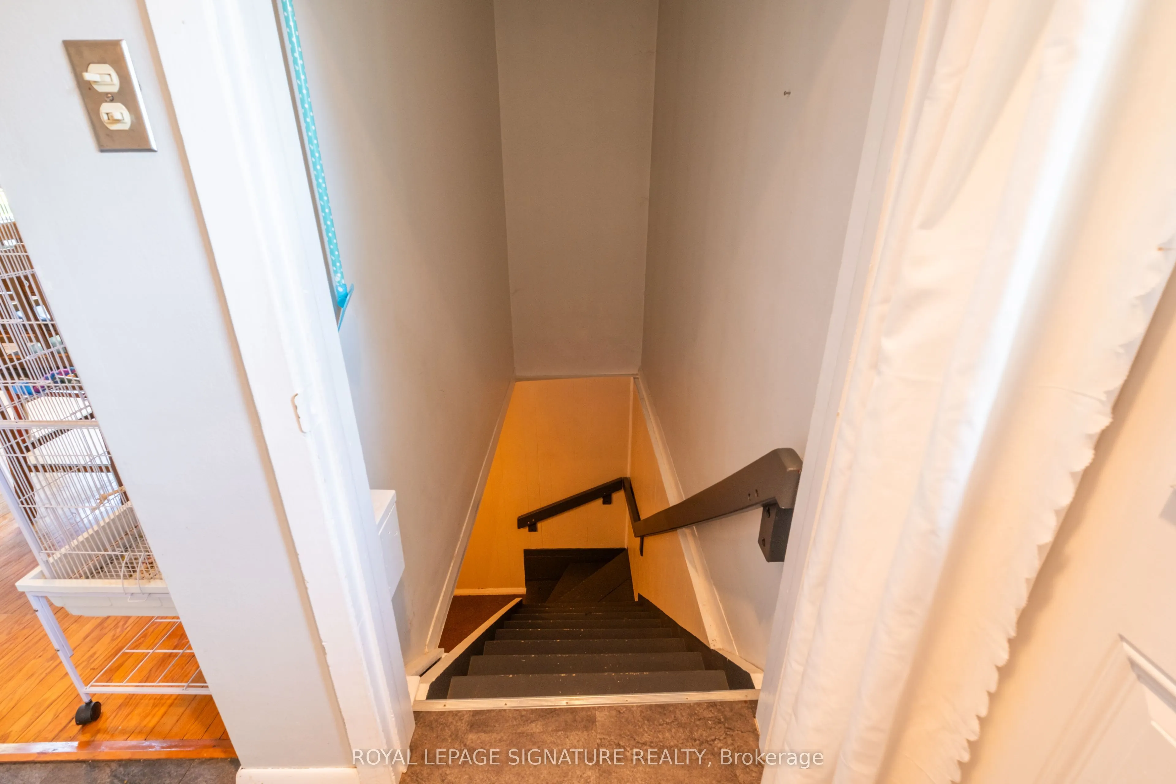 82 Roseford Terrace
